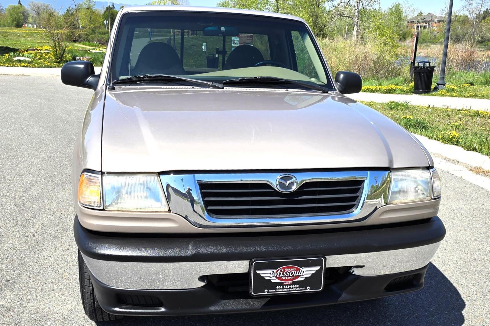 1998 Gold /Gray Mazda B-Series B2500 Reg. Cab SE 2WD (4F4YR12C4WT) with an 2.5L L4 SOHC 8V engine, 5 Speed Manual transmission, located at 450 N Russell, Missoula, MT, 59801, (406) 543-6600, 46.874496, -114.017433 - Pristine 98 Mazda B2500 2WD Pickup. Only 75,000 Miles. These are Ford Rangers made for Mazda. 2.5L I4 Engine. 5 Speed Manual Transmission. Air Conditioning. AM FM Cassette. Because of the age of this vehicle, financing is not available from our lenders. - Photo#7