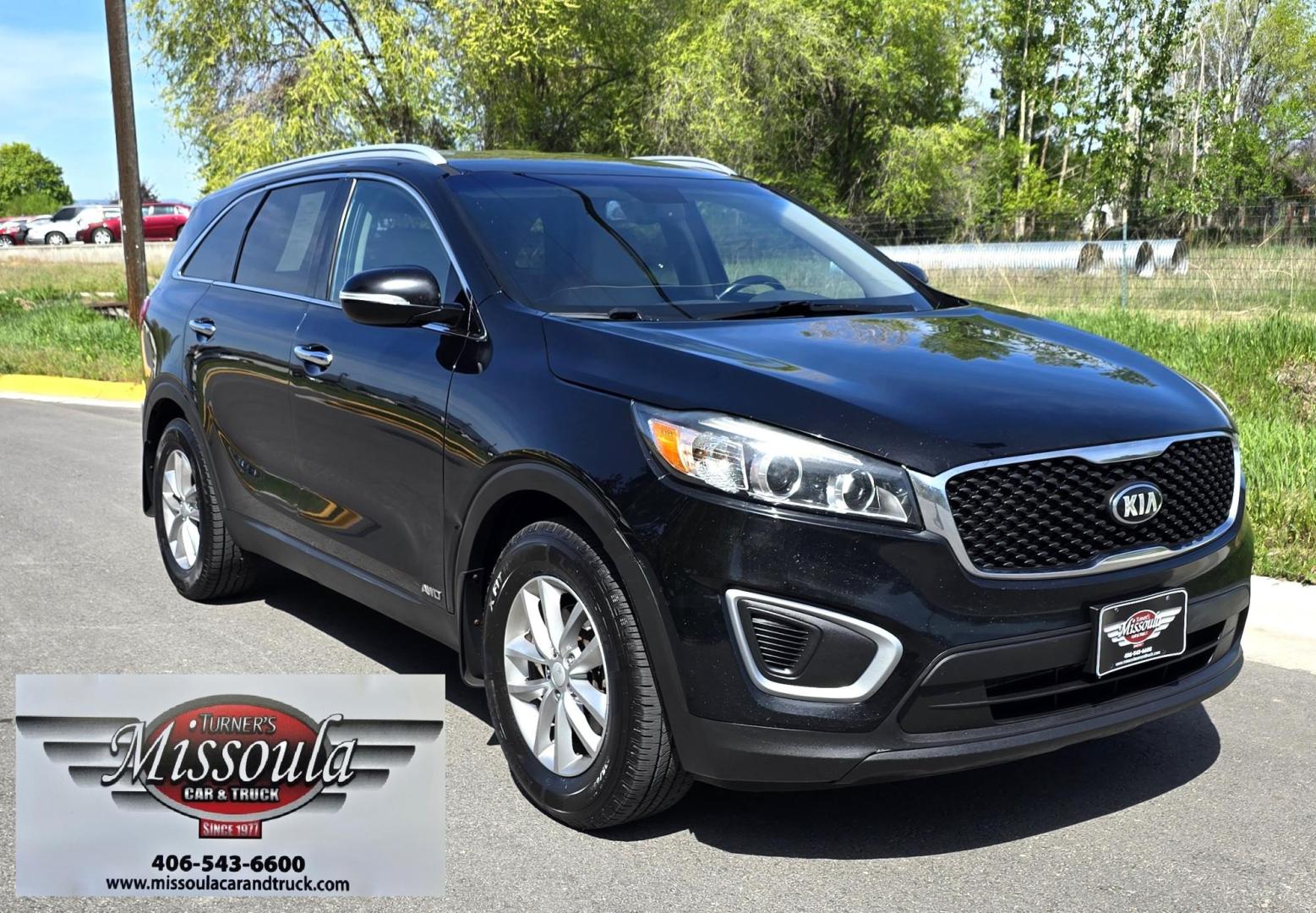 2017 Black /Black Kia Sorento LX AWD (5XYPGDA30HG) with an 2.4L L4 DOHC 16V engine, 6A transmission, located at 450 N Russell, Missoula, MT, 59801, (406) 543-6600, 46.874496, -114.017433 - One Owner with a Clean Car Fax. Very Clean. All Wheel Drive. 2.4L I4 Engine. 6 Speed Automatic Transmission. Heated Seats. Air. Cruise. Tilt. Bluetooth Phone and Audio. Android Auto and Apple Air Play. AM FM CD Player. Backup Camera. High Miles but runs like new. Because of the miles, Financing - Photo#1