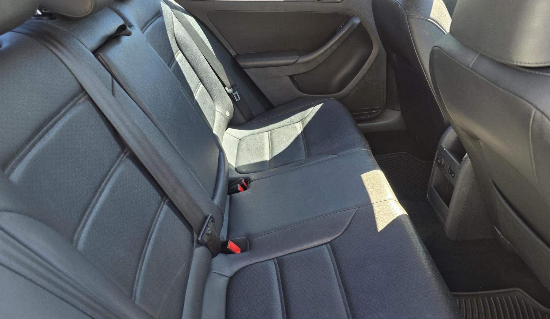 2014 White /Black Volkswagen Jetta TDI (3VWLL7AJ9EM) with an 2.0L L4 DOHC 16V DIESEL TURBO engine, Automatic transmission, located at 450 N Russell, Missoula, MT, 59801, (406) 543-6600, 46.874496, -114.017433 - Nice VW Diesel Sedan. FWD. 2.0L TDI Engine. Automatic Transmission. Leather Heated Seats. Power Sunroof. Power Windows and Locks. AM FM CD Fender Stereo System. Bluetooth Audio and Phone. Backup Camera. Great Fuel Economy. Clean Title and Carfax. - Photo#14