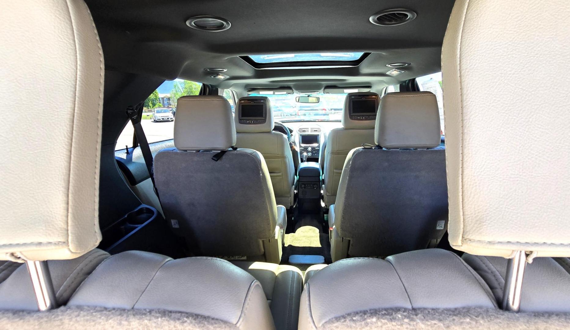 2014 Grey /White Ford Explorer XLT 4WD (1FM5K8D87EG) with an 3.5L V6 DOHC 24V engine, 6-Speed Automatic transmission, located at 450 N Russell, Missoula, MT, 59801, (406) 543-6600, 46.874496, -114.017433 - Sexy AWD SUV. 3.5L V6 Engine. Dual Sunroofs. 3rd Row Seating. Leather Heated Seats, Power Front Seats. Power Liftgate. Towing. Navigation. AM FM Sat CD. Bluetooth Audio and Phone. Backup Camera. DVD Headrests, Dual Climate Control. Blind Spot Monitor. - Photo#19