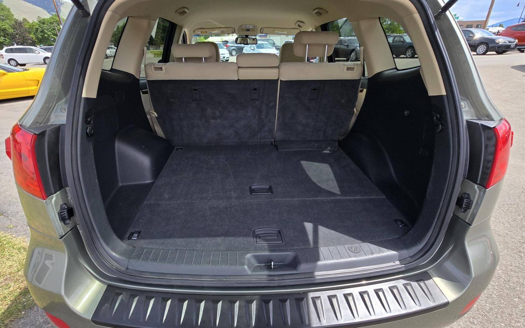 2009 Green /Tan Hyundai Santa Fe LE (5NMSH13E69H) with an 3.3L V6 DOHC 24V engine, 5-Speed Automatic transmission, located at 450 N Russell, Missoula, MT, 59801, (406) 543-6600, 46.874496, -114.017433 - Clean FWD SUV. 3.3L V6 Engine. Automatic Transmission. Air Cruise Tilt. Power Windows and Locks. 2 Owner with a Clean Title and Carfax. - Photo#17