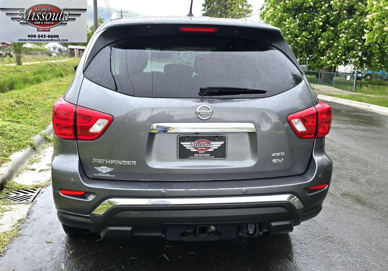 2017 Grey /Gray Nissan Pathfinder Platinum 4WD (5N1DR2MM8HC) with an 3.5L V6 DOHC 24V engine, CVT transmission, located at 450 N Russell, Missoula, MT, 59801, (406) 543-6600, 46.874496, -114.017433 - 4WD SUV. 3.5L V6 Engine. Climate Control. Backup Camera with Sonar View. AM FM CD Player. Bluetooth Audio and Phone. 3rd Row Seating. Remote Start. - Photo#6