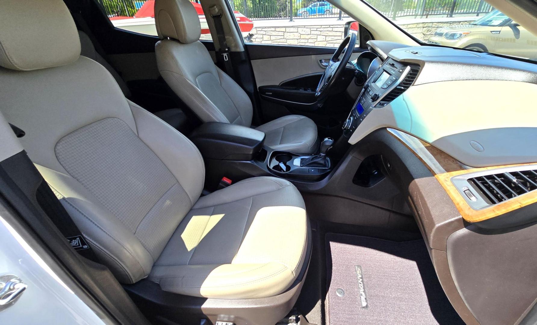 2013 White /Gray Hyundai Santa Fe Sport 2.0 AWD (5XYZUDLAXDG) with an 2.0L L4 DOHC 16V engine, 6-Speed Automatic transmission, located at 450 N Russell, Missoula, MT, 59801, (406) 543-6600, 46.874496, -114.017433 - Clean AWD SUV. 2.0L I4 Engine. Air. Cruise. Tilt. Bluetooth Audio and Phone. Power Drivers Seat. Heated Front Seats. - Photo#16