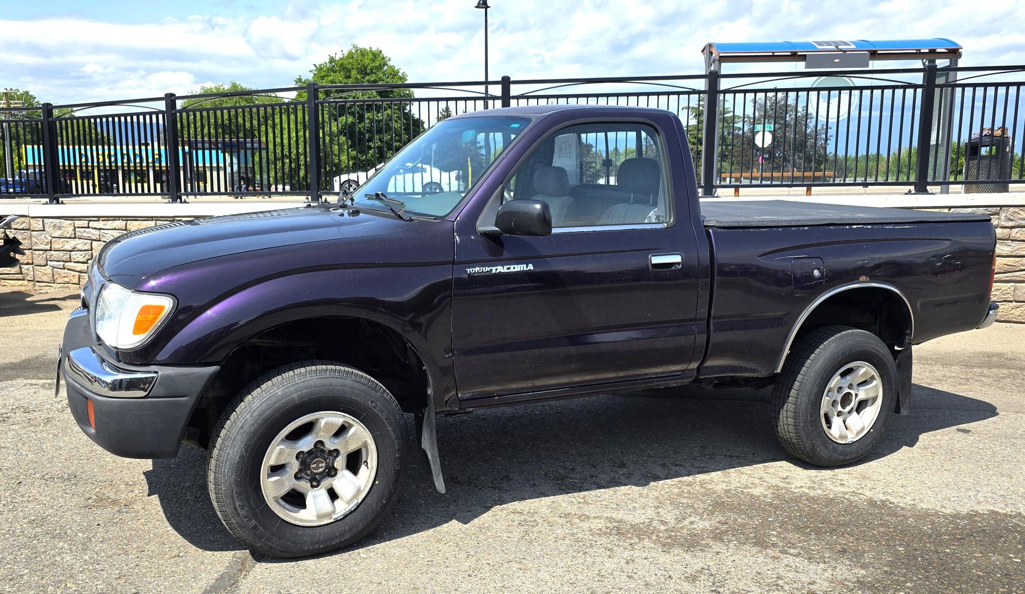 photo of 1999 Toyota Tacoma Regular Cab 4WD