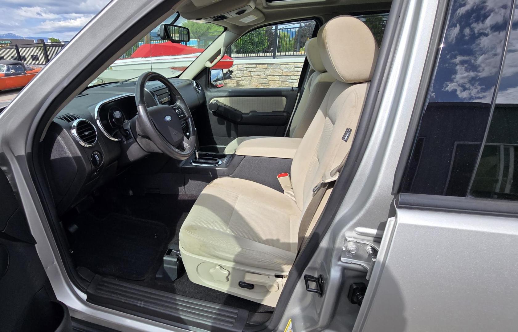 2008 Silver /Gray Ford Explorer XLT 4.0L 4WD (1FMEU73E48U) with an 4.0L V6 SOHC 16V engine, 5-Speed Automatic Overdrive transmission, located at 450 N Russell, Missoula, MT, 59801, (406) 543-6600, 46.874496, -114.017433 - Very Straight 08 Explorer with only 96K Miles. 4WD. 4.0L V6 Engine. 3rd Row Seating. Power Sunroof. Air. Cruise Tilt. Power Windows and Locks. Power Drivers Seat. Running Boards. Set up for Towing. Clean Title and Carfax. We Finance through local Credit Unions. We do NOT offer In House (Buy Her - Photo#15