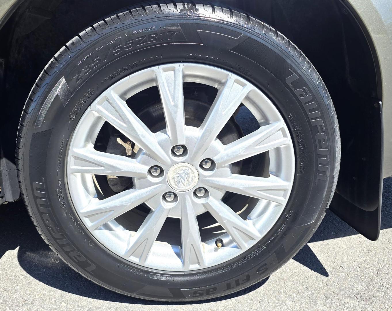 2011 Brown /White Buick Lucerne CX (1G4HA5EM4BU) with an 3.9L V6 OHV 12V engine, 4-Speed Automatic transmission, located at 450 N Russell, Missoula, MT, 59801, (406) 543-6600, 46.874496, -114.017433 - Photo#12