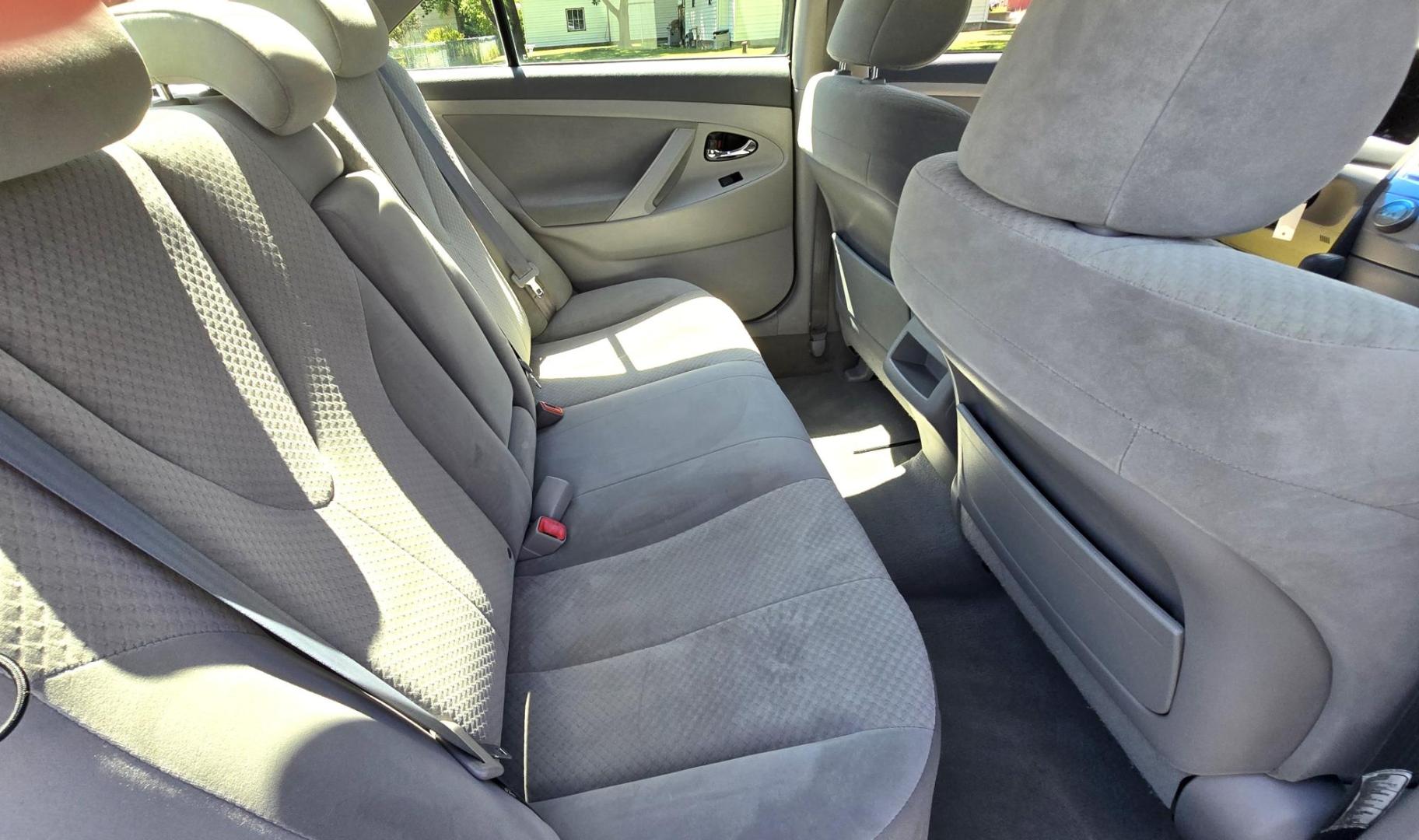 2007 Blue /Gray Toyota Camry LE 5-Spd AT (4T1BE46K27U) with an 2.4L L4 DOHC 16V engine, 5-Speed Automatic Overdrive transmission, located at 450 N Russell, Missoula, MT, 59801, (406) 543-6600, 46.874496, -114.017433 - Clean Camry in good condition. 2.4L I4 Engine. 5 Speed Automatic Transmission. Air. Cruise. Tilt. Power Windows and Locks. AM FM CD Player. We Finance through local Credit Unions. We do NOT offer In House (Buy Here Pay Here) Financing. - Photo#12