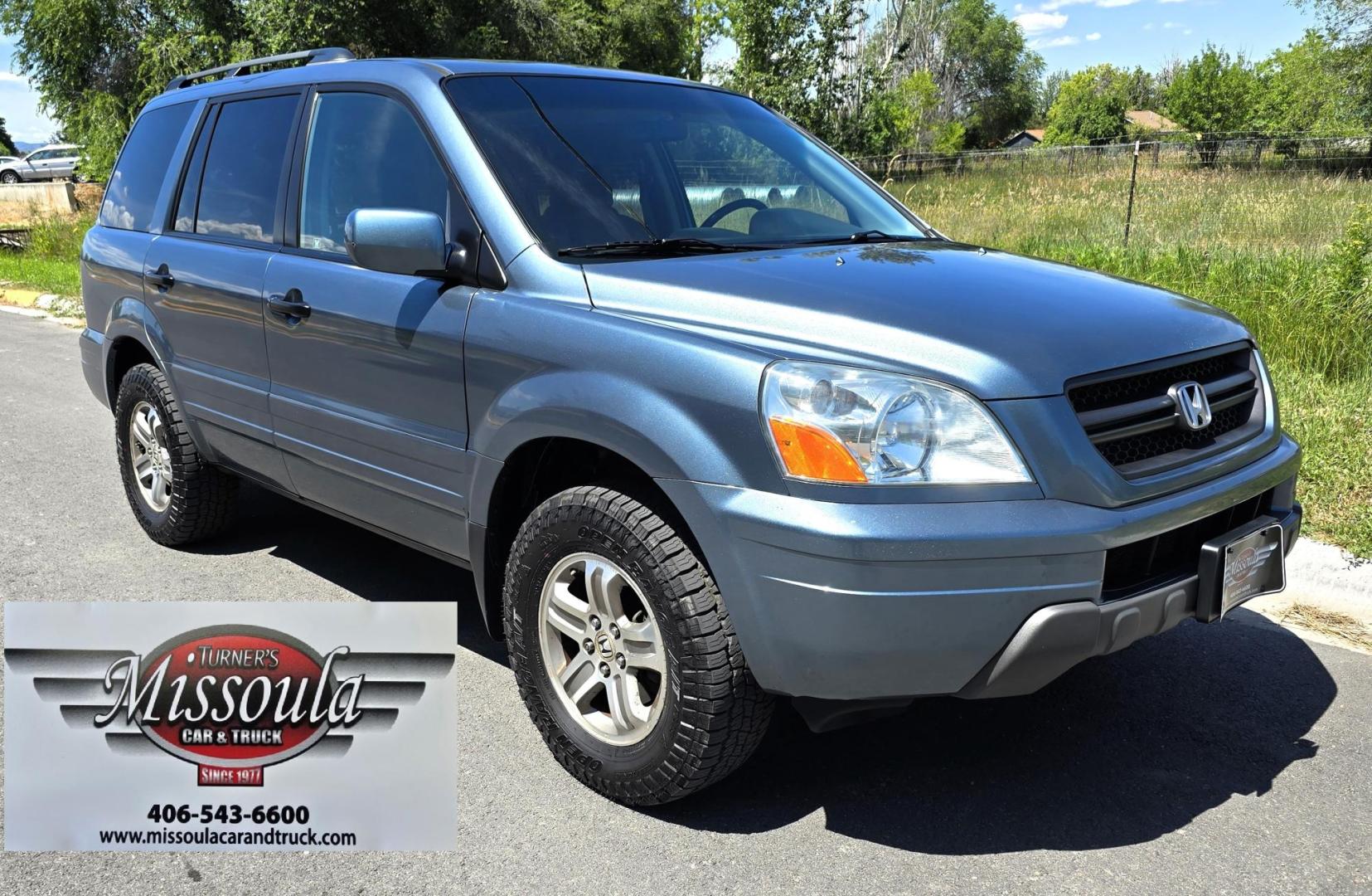 2005 Blue /Tan Honda Pilot EX-L w/ Leather (2HKYF18545H) with an 3.5L V6 SOHC 24V engine, 5-Speed Automatic Overdrive transmission, located at 450 N Russell, Missoula, MT, 59801, (406) 543-6600, 46.874496, -114.017433 - Photo#3