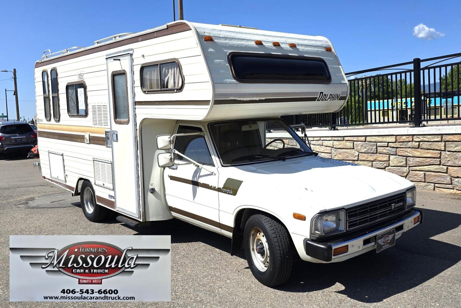 1983 White /Brown Toyota Pickup Dolphin (JT5RN44D9D1) with an 2.4L L4 SOHC 8V engine, 4 Speed Manual transmission, located at 450 N Russell, Missoula, MT, 59801, (406) 543-6600, 46.874496, -114.017433 - Hard to find Dolphin Class C Motorhome on Toyota Frame. Only 47,000 Miles. 2.4L I4 Engine. 4 Speed Manual Transmission. The hot water heater has been bypassed so it doesn't work. Heater, Stove and Fridge seem fine. The bathroom needs new wallpaper. Obviously it's a older motorhome so it's not perfec - Photo#2