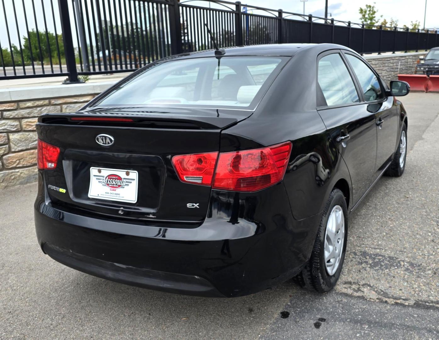 2012 Black /Tan Kia Forte EX (KNAFU4A24C5) with an 2.0L L4 DOHC 16V engine, Automatic transmission, located at 450 N Russell, Missoula, MT, 59801, (406) 543-6600, 46.874496, -114.017433 - Photo#6