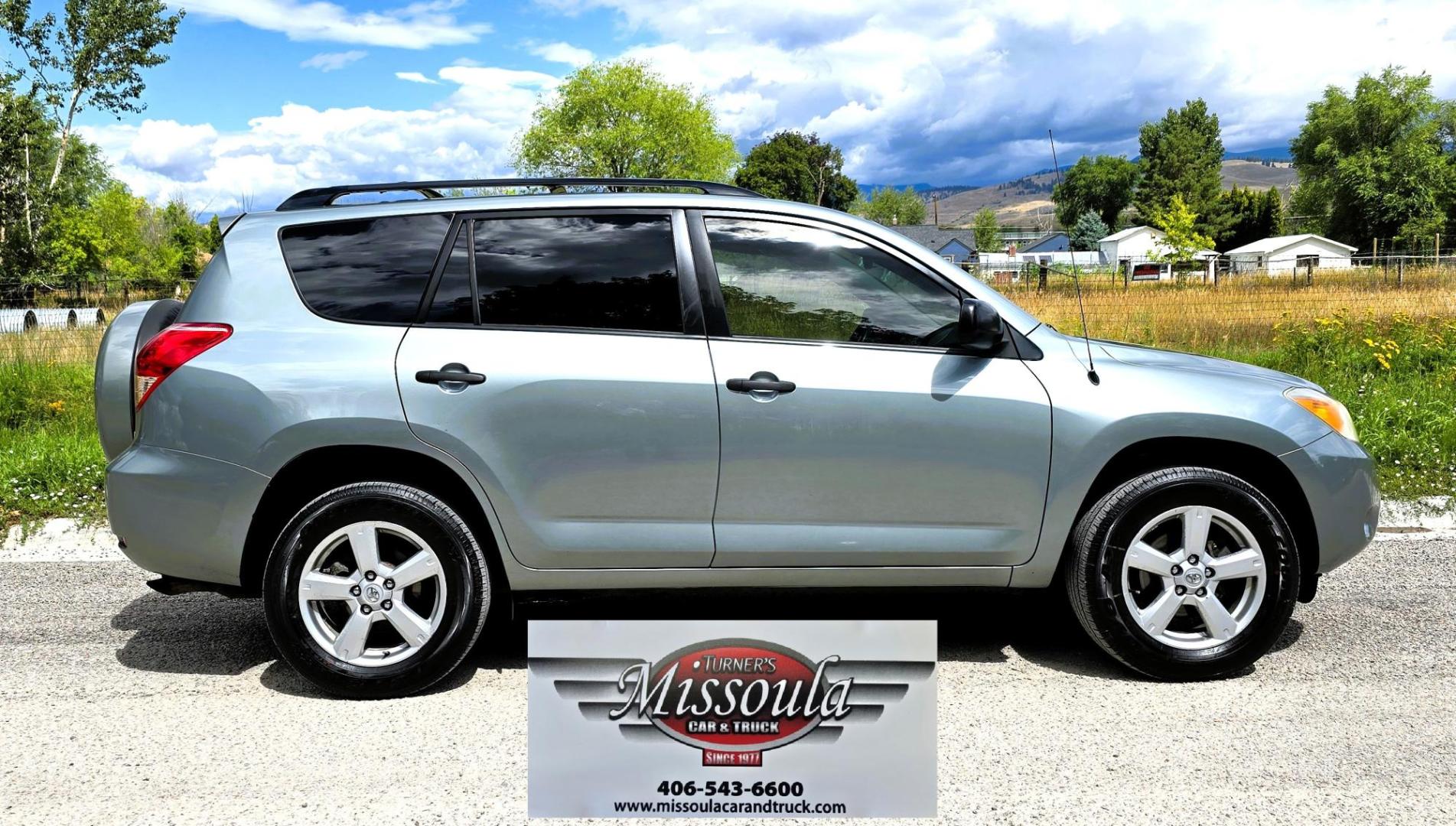 2006 Green /Gray Toyota RAV4 Base I4 4WD (JTMBD35VX65) with an 2.4L L4 DOHC 16V engine, 4-Speed Automatic transmission, located at 450 N Russell, Missoula, MT, 59801, (406) 543-6600, 46.874496, -114.017433 - Clean Little AWD SUV. 3rd Row Seating. 2.4L I4 Engine. Automatic Transmission. Air. Cruise. Tilt. AM FM CD Player. Power Windows and Locks. Clean Title and Carfax. We Finance through local Credit Unions. We do NOT offer In House (Buy Here Pay Here) Financing - Photo#1