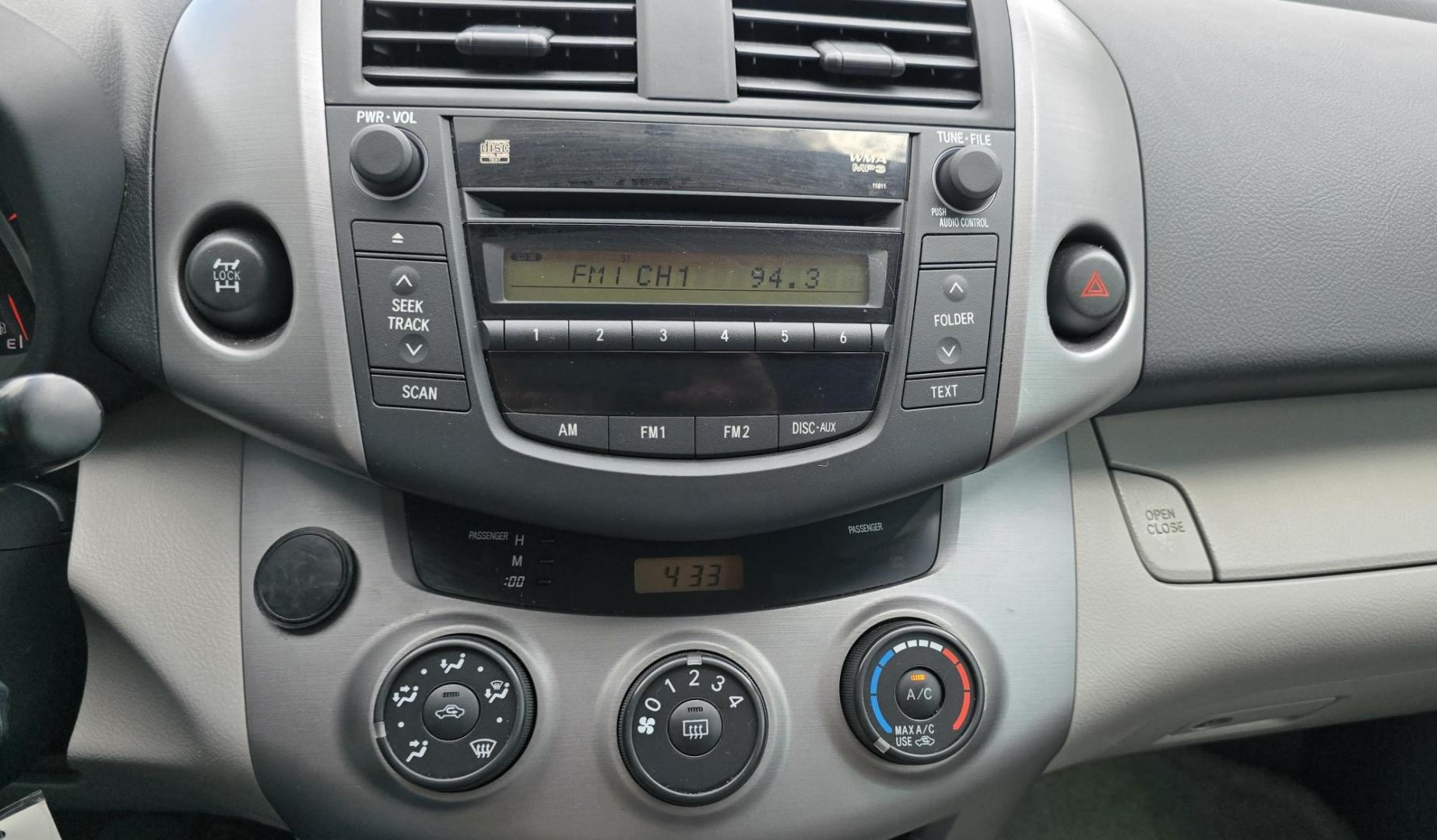 2006 Green /Gray Toyota RAV4 Base I4 4WD (JTMBD35VX65) with an 2.4L L4 DOHC 16V engine, 4-Speed Automatic transmission, located at 450 N Russell, Missoula, MT, 59801, (406) 543-6600, 46.874496, -114.017433 - Clean Little AWD SUV. 3rd Row Seating. 2.4L I4 Engine. Automatic Transmission. Air. Cruise. Tilt. AM FM CD Player. Power Windows and Locks. Clean Title and Carfax. We Finance through local Credit Unions. We do NOT offer In House (Buy Here Pay Here) Financing - Photo#10