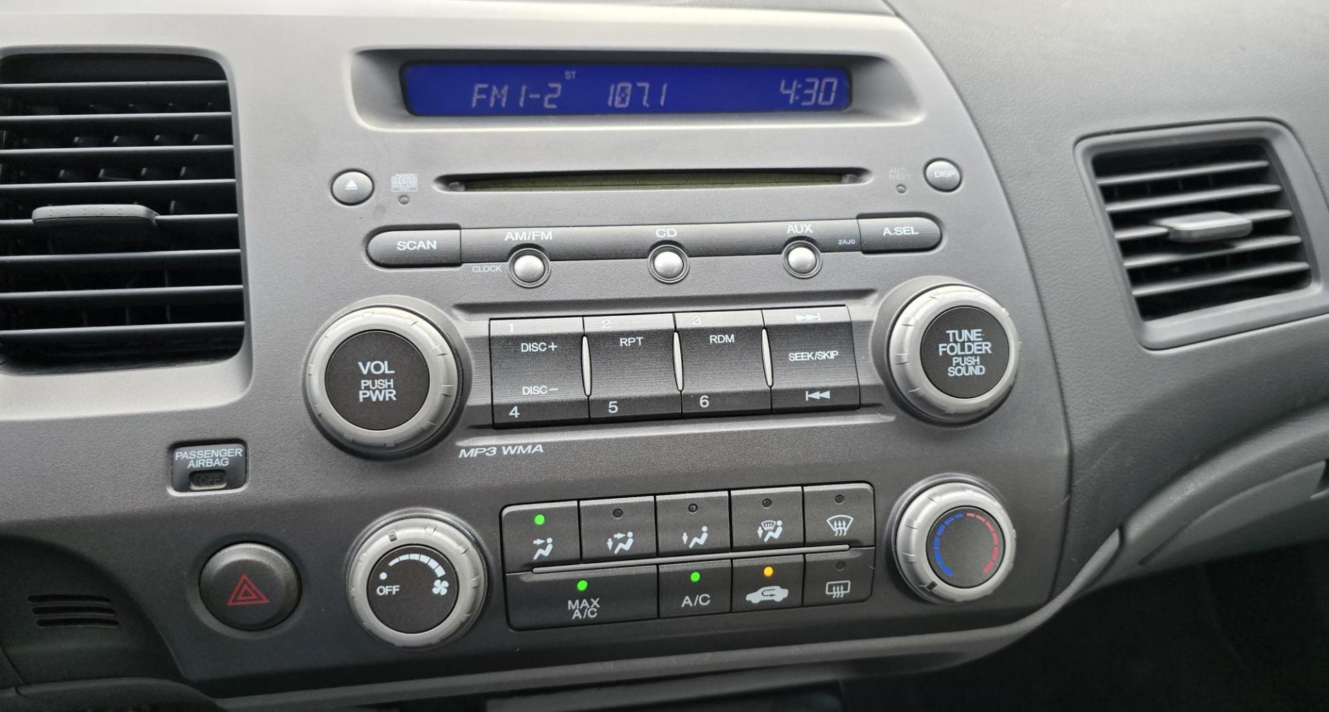 2008 Silver /Gray Honda Civic LX Sedan AT (2HGFA16558H) with an 1.8L L4 SOHC 16V engine, 5-Speed Automatic Overdrive transmission, located at 450 N Russell, Missoula, MT, 59801, (406) 543-6600, 46.874496, -114.017433 - Photo#12