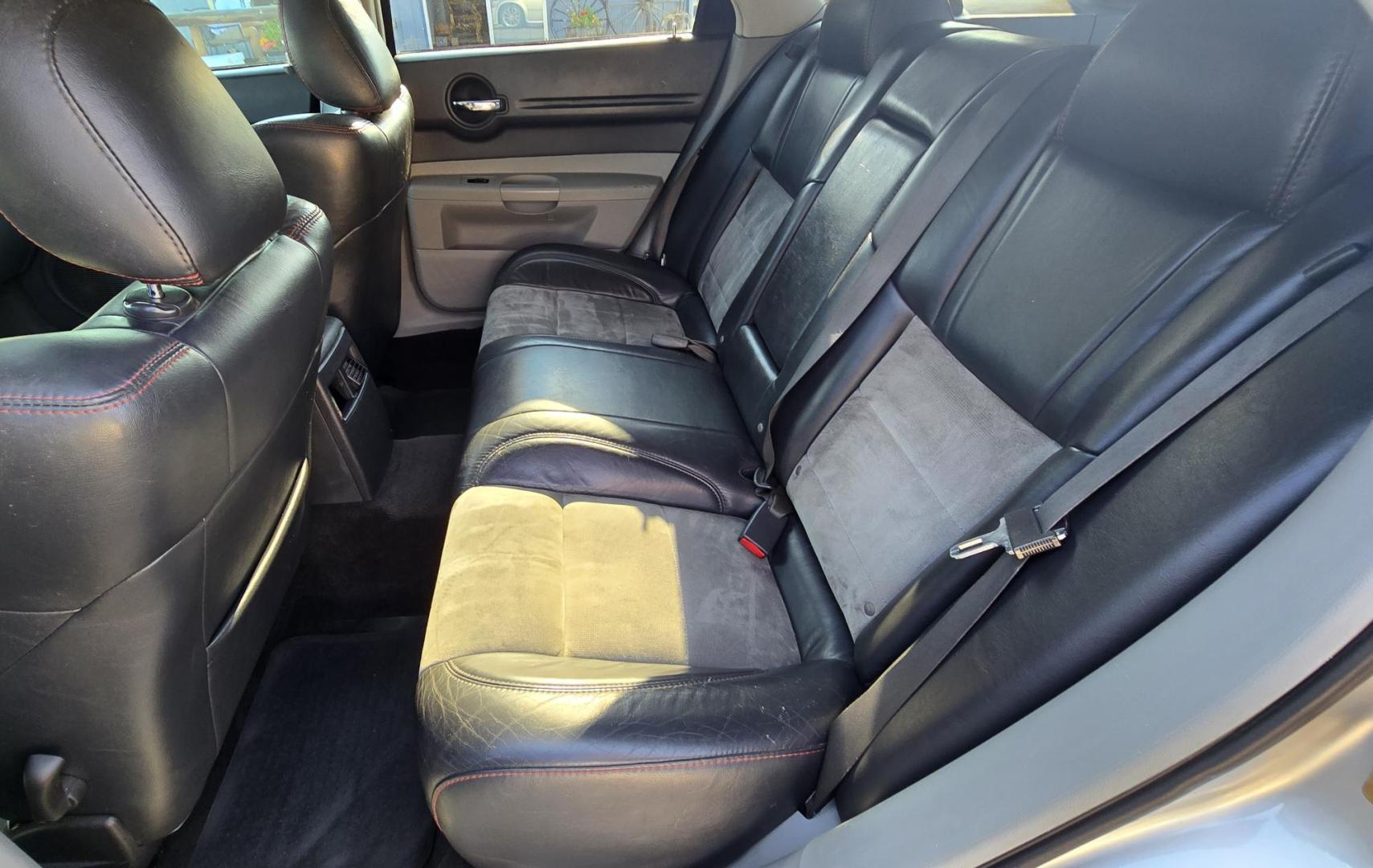 2006 Silver /Black Dodge Magnum SRT-8 (2D4GV77336H) with an 6.1L V8 OHV 16V engine, 5-Speed Automatic Overdrive transmission, located at 450 N Russell, Missoula, MT, 59801, (406) 543-6600, 46.874496, -114.017433 - A Modern Muscle Car with tons of Power. 6.1L Hemi V8 Engine with an impressive 432 Horse Power. . Automatic Transmission. RWD. Power Sunroof. AM FM XM CD Player. Power Windows and Locks. Power Heated Front Seats. We Finance through local Credit Unions. We do NOT offer In House (Buy Here Pay Here - Photo#14