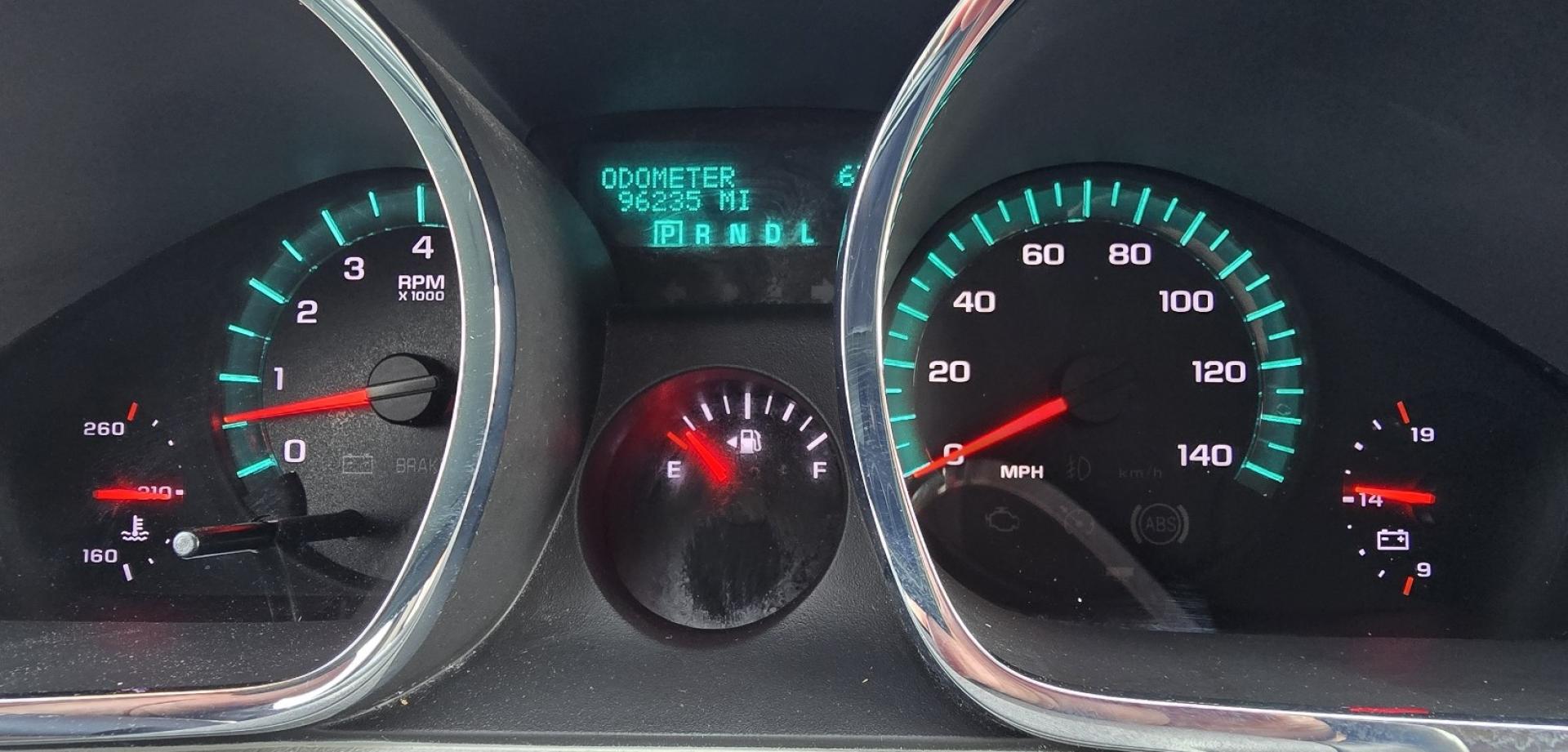 2010 Blue /Gray Chevrolet Traverse LS AWD (1GNLVEED2AJ) with an 3.6L V6 DOHC 24V engine, 6-Speed Automatic transmission, located at 450 N Russell, Missoula, MT, 59801, (406) 543-6600, 46.874496, -114.017433 - Clean 2 Owner AWD SUV with under 100K Miles. 3.6L V6 Engine. Power Drivers Seat. 3rd Row Seating. Air. Cruise. Tilt. Power Windows and Locks. AM FM CD Player. Bluetooth Audio and Phone. Clean Title and Carfax. - Photo#20