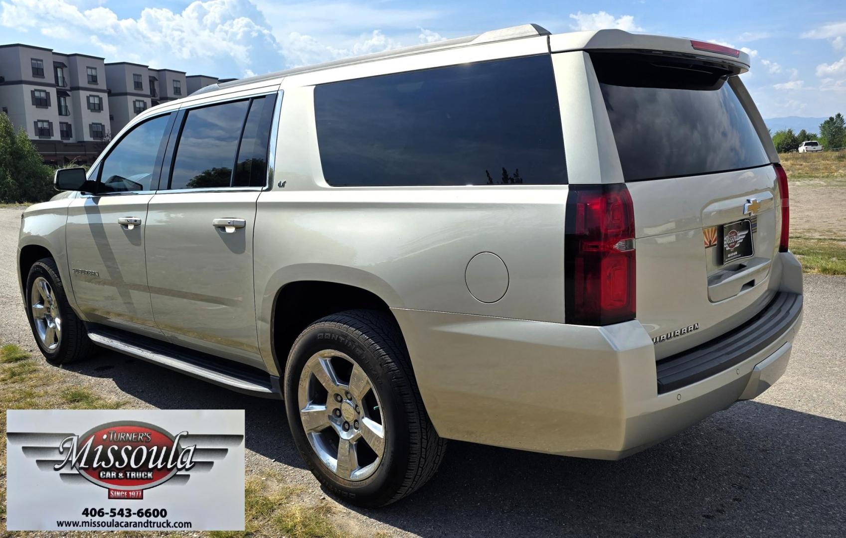 2016 Gold /Tan Chevrolet Suburban LT 4WD (1GNSKHKC4GR) with an 5.3L V8 OHV 16V engine, 6A transmission, located at 450 N Russell, Missoula, MT, 59801, (406) 543-6600, 46.874496, -114.017433 - Photo#6