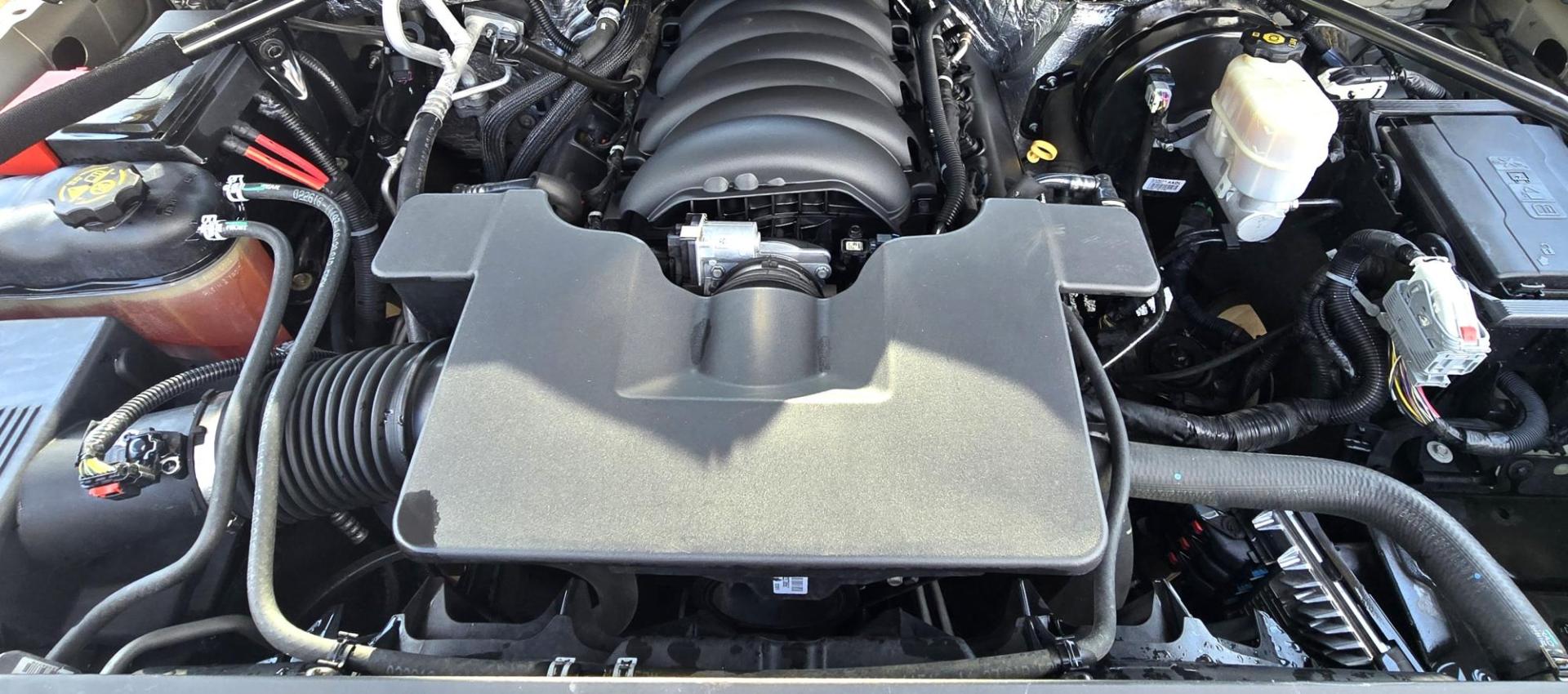 2016 Gold /Tan Chevrolet Suburban LT 4WD (1GNSKHKC4GR) with an 5.3L V8 OHV 16V engine, 6A transmission, located at 450 N Russell, Missoula, MT, 59801, (406) 543-6600, 46.874496, -114.017433 - Photo#22