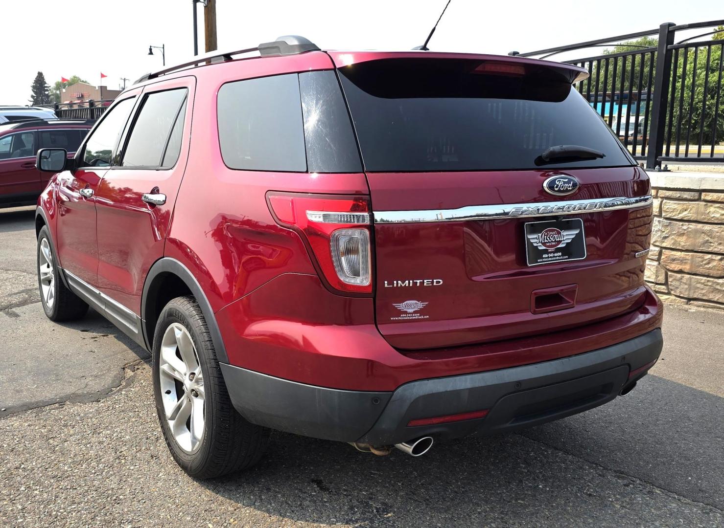 2014 Red /Black Ford Explorer Limited 4WD (1FM5K8F83EG) with an 3.5L V6 DOHC 24V engine, 6-Speed Automatic transmission, located at 450 N Russell, Missoula, MT, 59801, (406) 543-6600, 46.874496, -114.017433 - Loaded Ruby Red Explorer. AWD. Spunky 3.5L V6 Engine with only 83K Miles. 3rd Row Seating with Front, Middle and Rear Bucket Seats. Heated Front and Middle Seats. Heated Steering Wheel. Cooled Front Seats. Remote Start. Power Lift Gate. Front and Rear Climate Controls. Power Folding Rear Seats. Navi - Photo#8