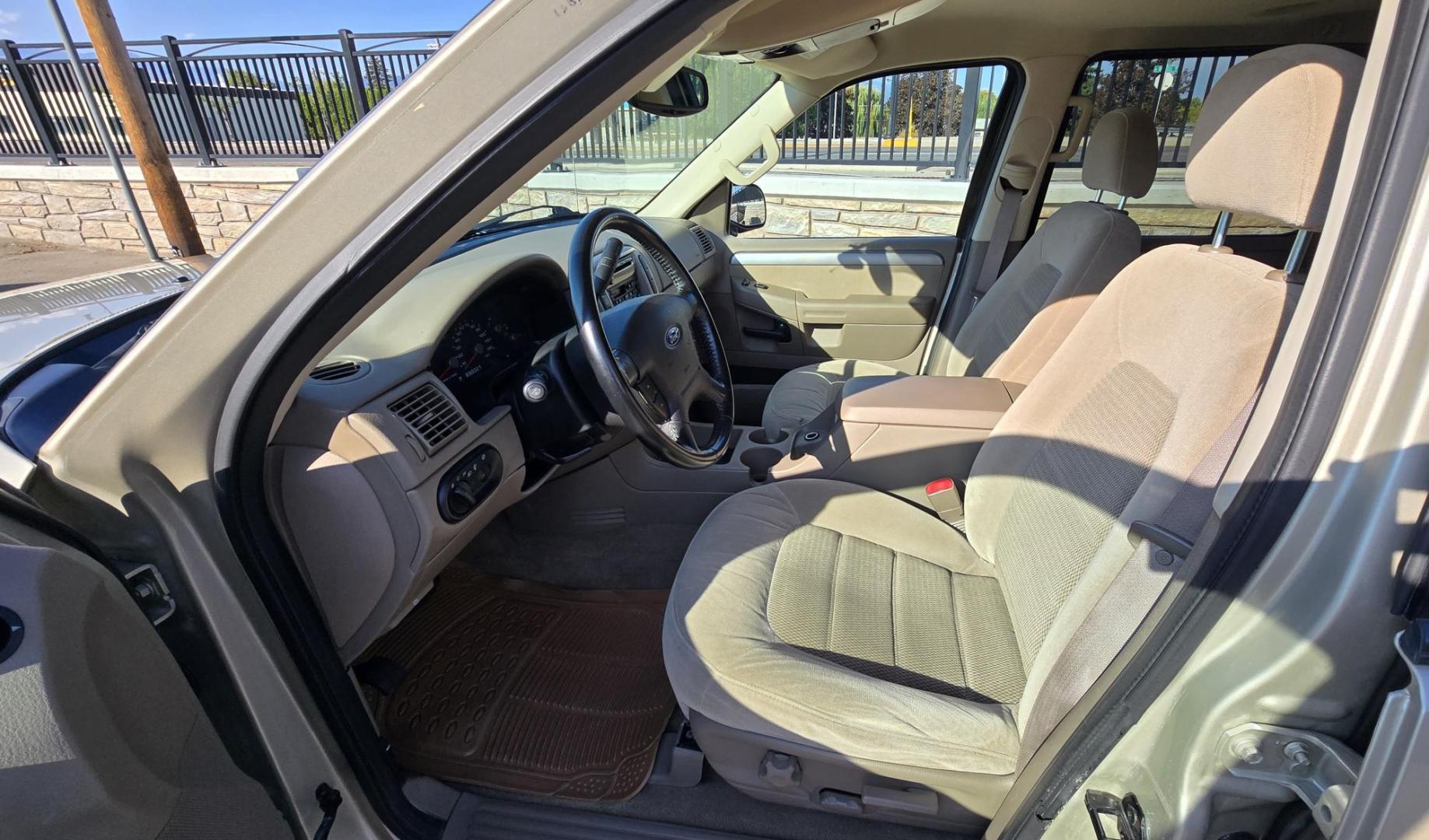 2004 Gold /Gray Ford Explorer XLT 4.0L 4WD (1FMZU73K44Z) with an 4.0L V6 SOHC 12V FFV engine, 5-Speed Automatic Overdrive transmission, located at 450 N Russell, Missoula, MT, 59801, (406) 543-6600, 46.874496, -114.017433 - Photo#16