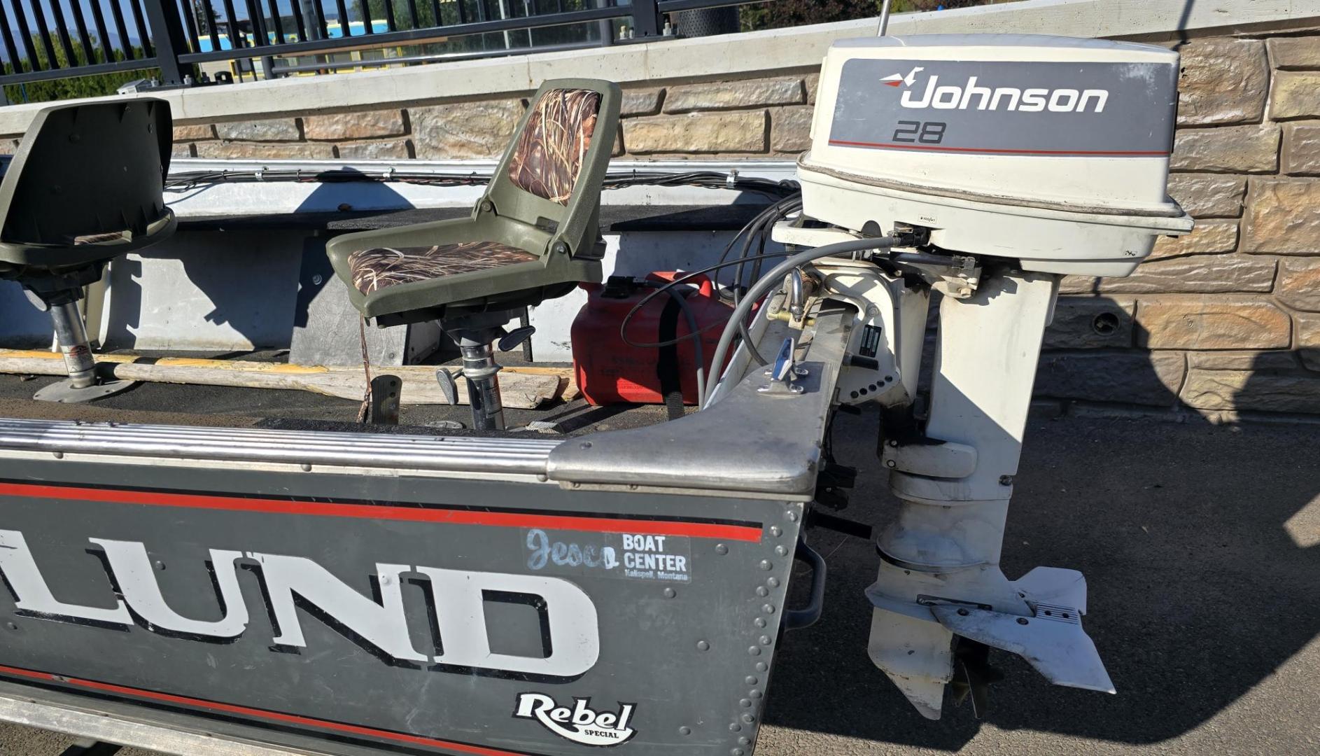 1991 Silver Lund Rebel Special Rebel Special with an 28hp Johnson engine, n/a transmission, located at 450 N Russell, Missoula, MT, 59801, (406) 543-6600, 46.874496, -114.017433 - Photo#2