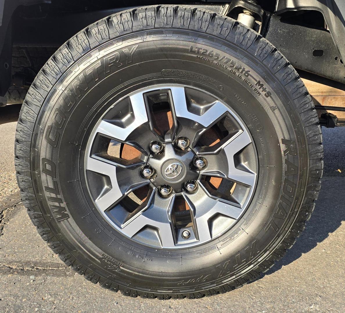 2011 Silver /Gray Toyota Tacoma Double Cab Long Bed V6 Auto 4WD (3TMMU4FN7BM) with an 4.0L V6 DOHC 24V engine, 5-Speed Automatic transmission, located at 450 N Russell, Missoula, MT, 59801, (406) 543-6600, 46.874496, -114.017433 - Hard to Find Tacoma 4WD with Matching Leer Topper. 4.0L V6 Engine. Automatic Transmission. Air. Cruise. Tilt. Power Windows and Locks. AM FM CD Player with Bluetooth Audio and Phone. Comes with two sets of Tires and Wheels. The second set is studded snow tires. Running Boards. Towing. Yes, it has a - Photo#23