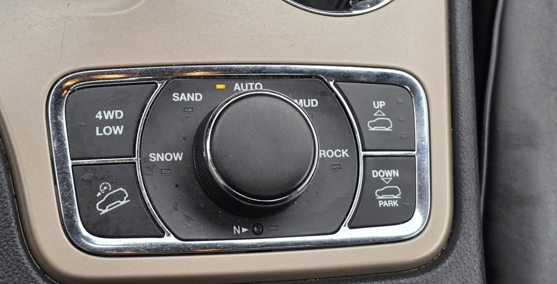 2015 Grey /Black Jeep Grand Cherokee Overland 4WD (1C4RJFCGXFC) with an 3.6L V6 DOHC 24V engine, 8-Speed Automatic transmission, located at 450 N Russell, Missoula, MT, 59801, (406) 543-6600, 46.874496, -114.017433 - Clean 4WD SUV. Peppy 3.6L V6 Engine. 8 Speed Automatic Transmission this Paddle Shifters for Manual Shifting. Huge Panoramic Sun Roof. Front and Rear Heated Seats. Heated Steering Wheel. Vented Front Seats for Cooling. AM FM SAT. Bluetooth Audio and Phone. Navigation. Backup Camera. Remote Start. Po - Photo#15