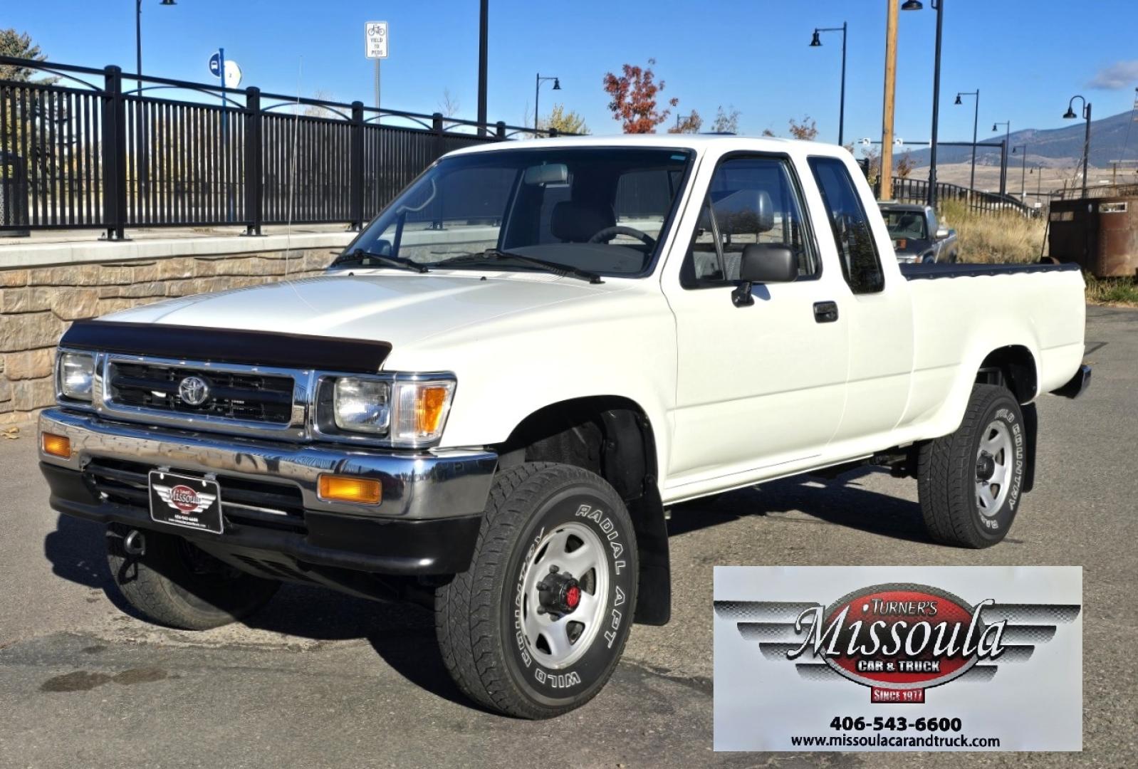 1994 White Toyota Pickup DLX Xtracab 4WD (JT4RN13PXR6) with an 2.4L L4 SOHC 8V engine, 5 Speed Manual transmission, located at 450 N Russell, Missoula, MT, 59801, (406) 543-6600, 46.874496, -114.017433 - Amazing truck ! Looks , runs ,drives and looks like it did in '94 56k actual miles New water pump and radiator shocks and bushings as well. Body is Excellent and Interior is Great! These trucks are some of the best ever made and extremely popular and increasing in value unlike almost everyth - Photo#3