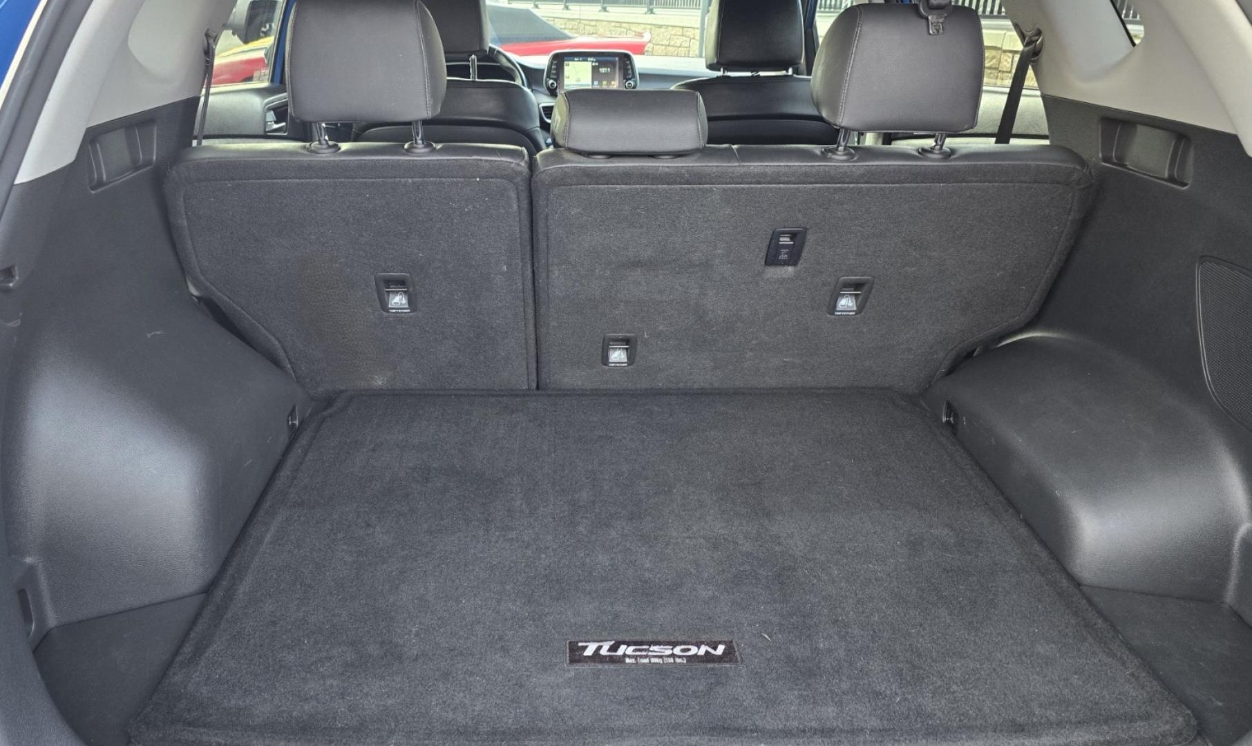 2019 Blue /Black Hyundai Tucson Ultimate AWD (KM8J3CAL2KU) with an 2.4L L4 DOHC 16V engine, 6A transmission, located at 450 N Russell, Missoula, MT, 59801, (406) 543-6600, 46.874496, -114.017433 - Photo#10