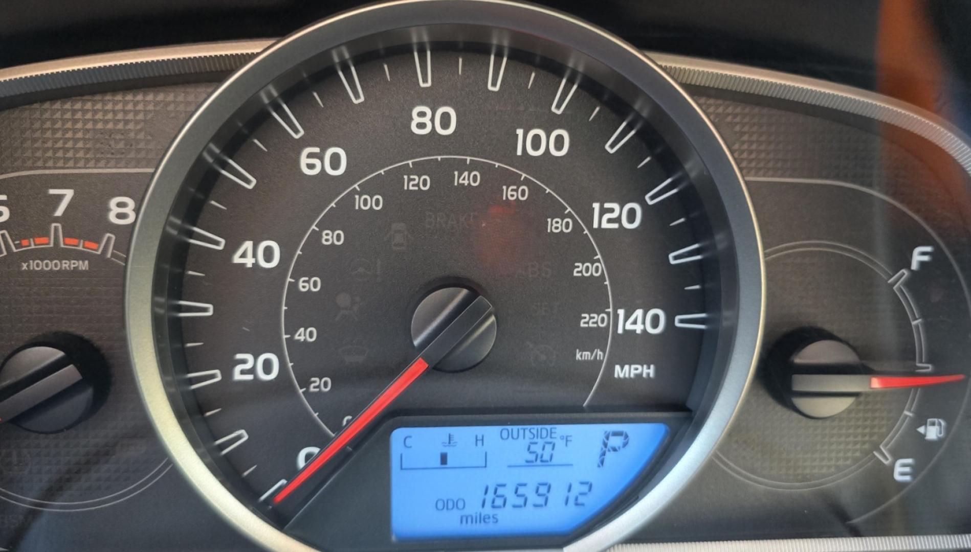 2013 White /Tan Toyota RAV4 LE AWD (JTMBFREV5D5) with an 2.5L L4 DOHC 16V engine, 6-Speed Automatic transmission, located at 450 N Russell, Missoula, MT, 59801, (406) 543-6600, 46.874496, -114.017433 - Extremely Clean 2 Owner AWD Toyota RAV4. 6 Speed Automatic Transmission. Air. Cruise. Tilt. Power Windows and Locks. AM FM CD Player. Bluetooth Audio and Phone. Backup Camera. Roof Rack. We Finance through local Credit Unions. We do NOT offer In House (Buy Here Pay Here) Financing. - Photo#17