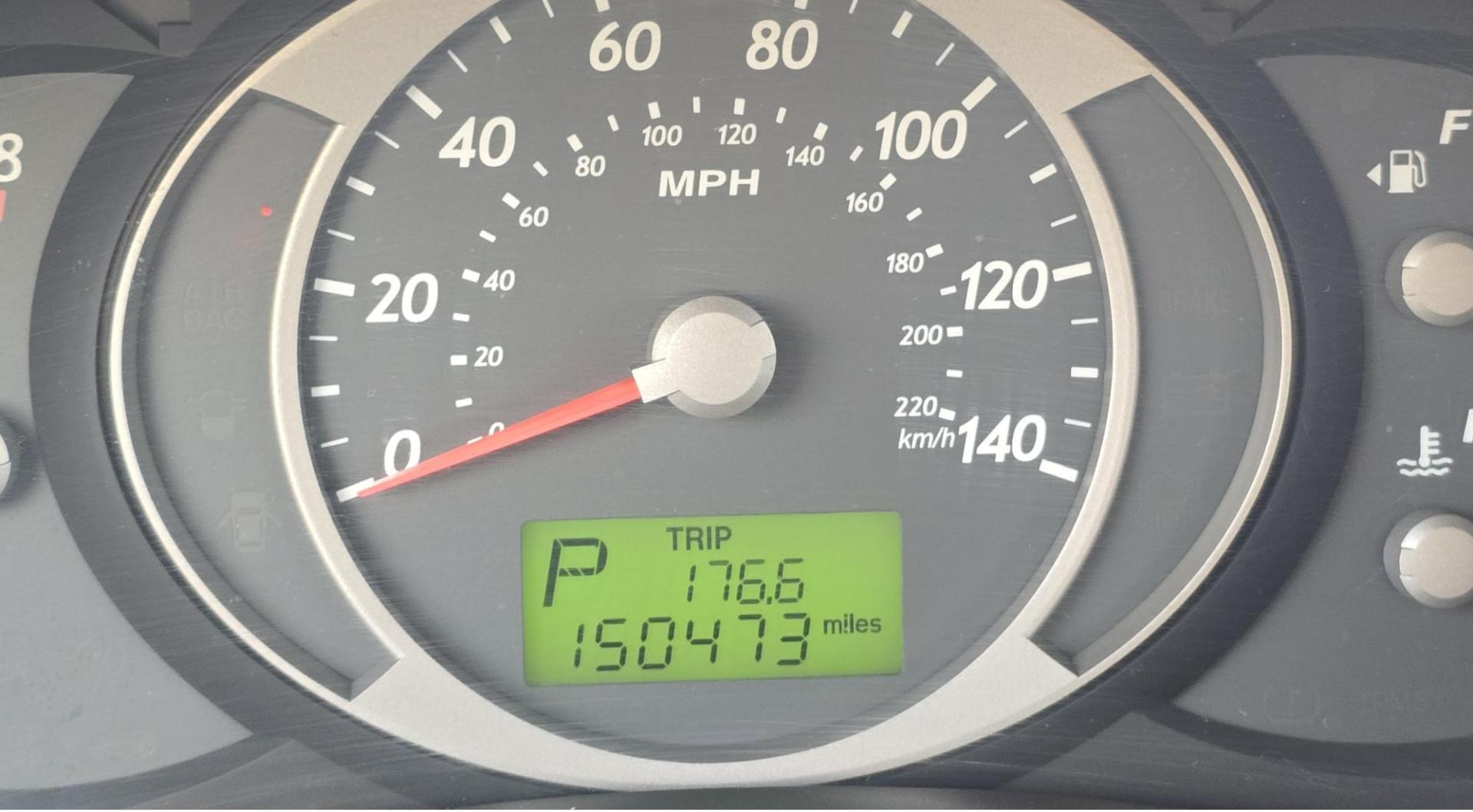 2005 Blue /White Hyundai Tucson GLS 2.7 4WD (KM8JN72D65U) with an 2.6L V6 DOHC 24V engine, 4-Speed Automatic Overdrive transmission, located at 450 N Russell, Missoula, MT, 59801, (406) 543-6600, 46.874496, -114.017433 - Hard to come across Affordable 2 Owner AWD SUV. Spunky 2.7L V6 Engine. Automatic Transmission. Power Sunroof. Power Windows and Locks. Heated Seats. Air. Cruise. Tilt. AM FM Cassette. Excellent Tires. Passenger Front Seat is a little worn so it has a seat cover on it. Because of the age, financi - Photo#18