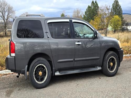 2004 Nissan Armada LE 4WD