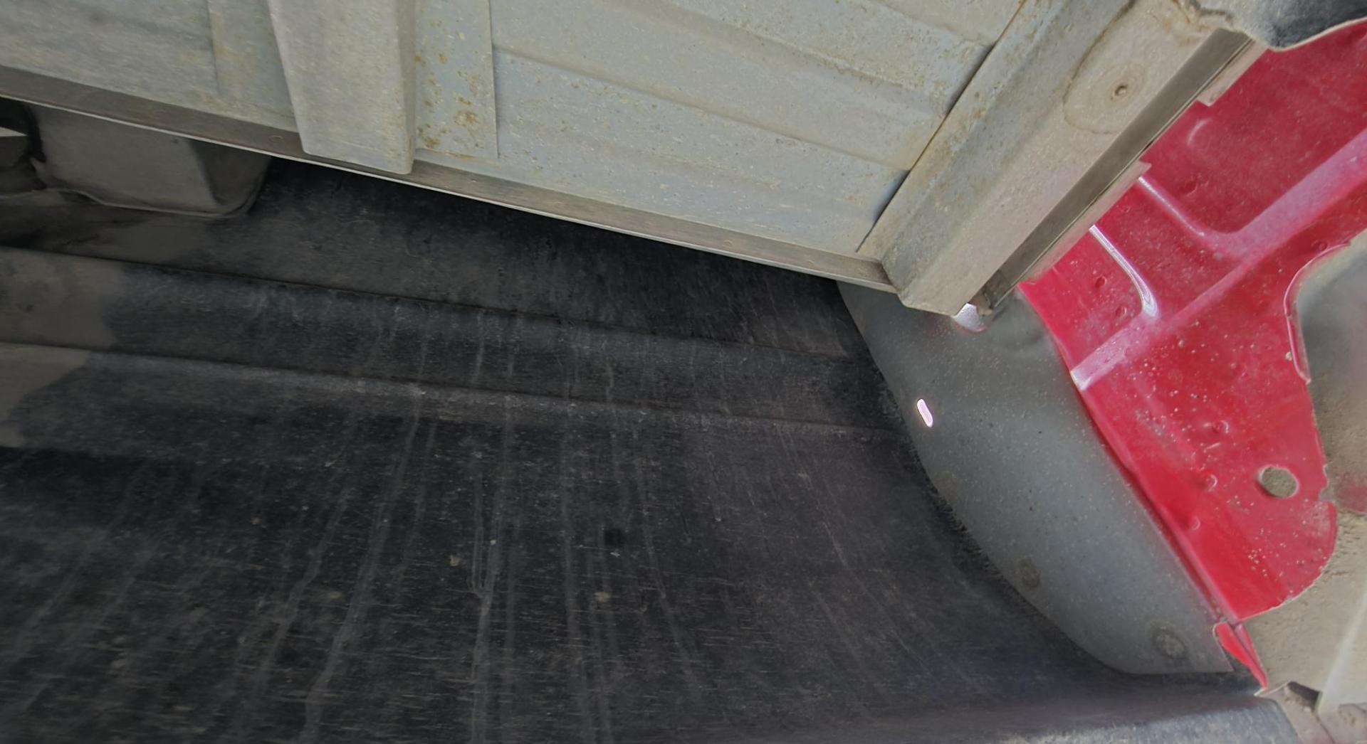 1998 Red /Blue Dodge Ram 2500 Quad Cab 6.5-ft. Bed 4WD (1B7KF2364WJ) with an 5.9L L6 OHV 24V TURBO DIESEL engine, 5 Speed Manual transmission, located at 450 N Russell, Missoula, MT, 59801, (406) 543-6600, 46.874496, -114.017433 - Highly Desirable 2nd Generation Dodge 3/4 Ton 4WD with a 24 Valve 5.9L Cummins Diesel Engine. Comes with a Rare 5 Speed Manual Transmission. Runs and Shits well. Air Conditioning. Nice Wheels and Tires. Box has a few dings and dents. Set up for a gooseneck ball. This is a Rust free truck. Please see - Photo#20