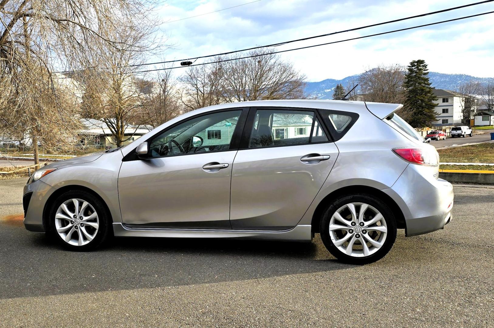 2010 Silver /Gray Mazda MAZDA3 S Sport (JM1BL1H50A1) with an 2.5L L4 DOHC 16V engine, Automatic transmission, located at 450 N Russell, Missoula, MT, 59801, (406) 543-6600, 46.874496, -114.017433 - Photo#1