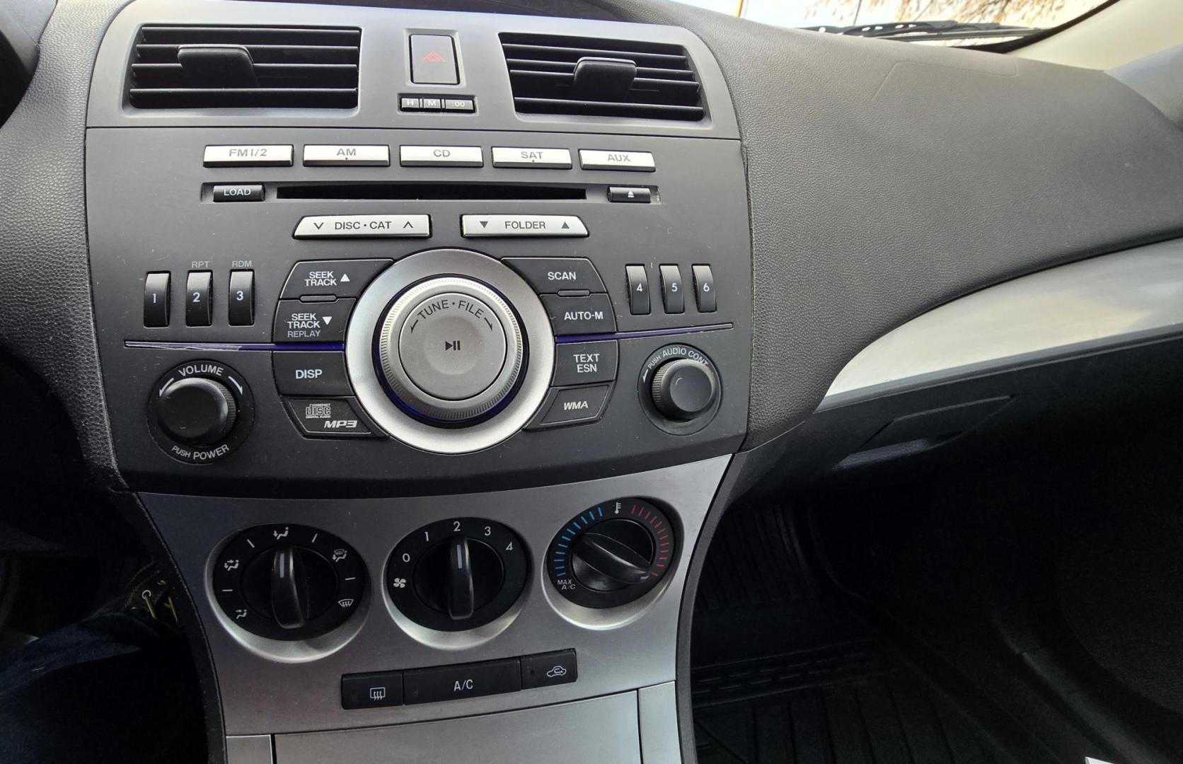 2010 Silver /Gray Mazda MAZDA3 S Sport (JM1BL1H50A1) with an 2.5L L4 DOHC 16V engine, Automatic transmission, located at 450 N Russell, Missoula, MT, 59801, (406) 543-6600, 46.874496, -114.017433 - Photo#13