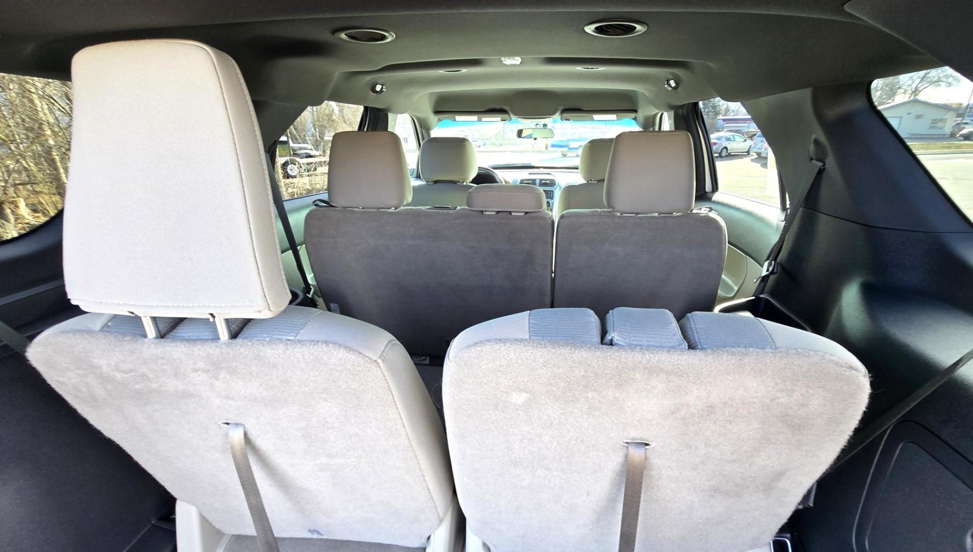 2012 Grey /Gray Ford Explorer XLT 4WD (1FMHK8D88CG) with an 3.5L V6 DOHC 24V engine, 6-Speed Automatic transmission, located at 450 N Russell, Missoula, MT, 59801, (406) 543-6600, 46.874496, -114.017433 - Clean AWD SUV. Zippy 3.5L V6 Engine. 6 Speed Automatic Transmission with Select Shift. 3rd Row Seating. Power Windows and Locks. AM FM CD Player. Bluetooth Audio and Phone Connection. Power Drivers Seat. Excellent Miles for it's age. Newer Firestone Tires. Clean Carfax and Title. We Finance thro - Photo#11