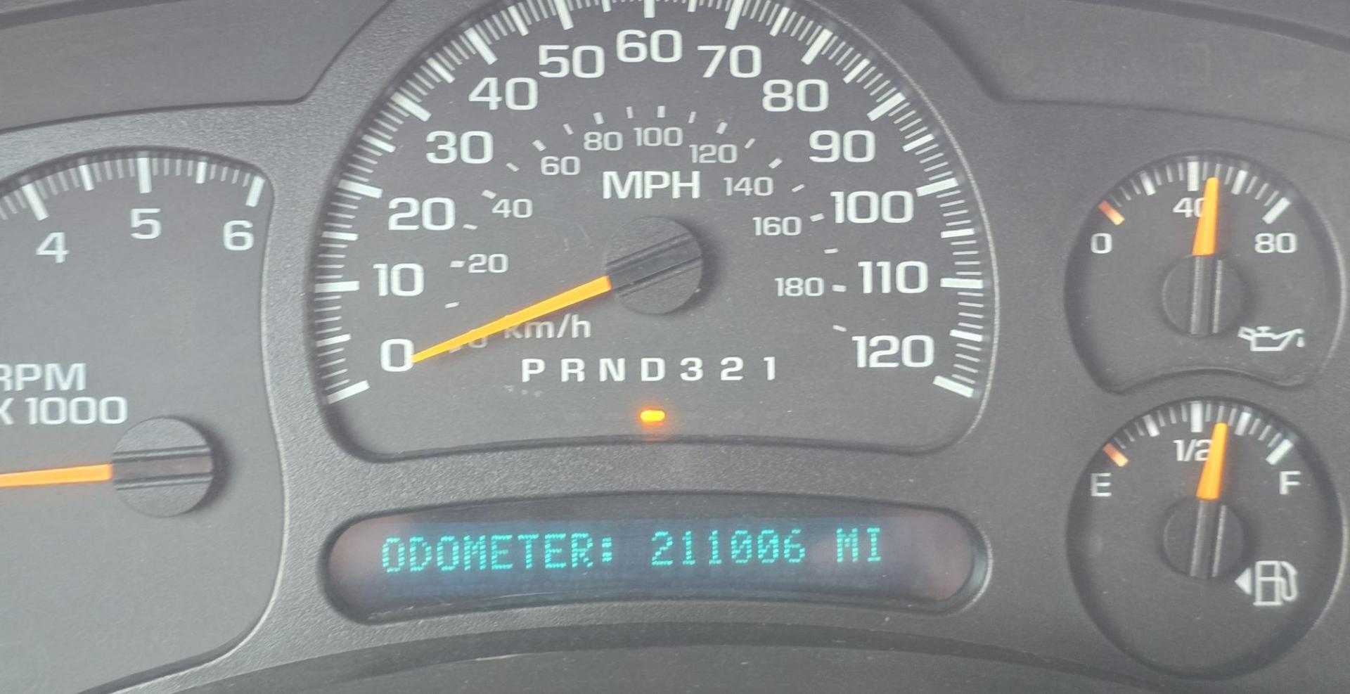 2006 White /Gray Chevrolet Silverado 1500 LS Ext. Cab 4WD (1GCEK19B46Z) with an 5.3L V8 OHV 16V engine, 4-Speed Automatic Overdrive transmission, located at 450 N Russell, Missoula, MT, 59801, (406) 543-6600, 46.874496, -114.017433 - 2006 Silverado 4WD. 5.3L V8 Engine. Automatic Transmission. Air Cruise. Tilt. Power Windows and Locks. Power Drivers Seat. The state of Montana misprinted the miles on the title when the truck came in from Canada so it has a Branded Title. The Miles are correct and do not exceed mechanical limits - Photo#11