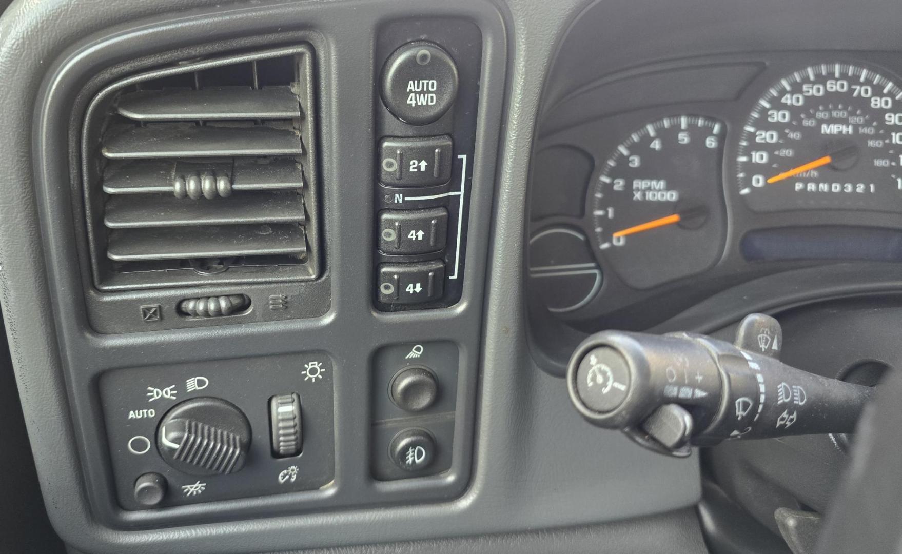 2006 White /Gray Chevrolet Silverado 1500 LS Ext. Cab 4WD (1GCEK19B46Z) with an 5.3L V8 OHV 16V engine, 4-Speed Automatic Overdrive transmission, located at 450 N Russell, Missoula, MT, 59801, (406) 543-6600, 46.874496, -114.017433 - 2006 Silverado 4WD. 5.3L V8 Engine. Automatic Transmission. Air Cruise. Tilt. Power Windows and Locks. Power Drivers Seat. The state of Montana misprinted the miles on the title when the truck came in from Canada so it has a Branded Title. The Miles are correct and do not exceed mechanical limits - Photo#13