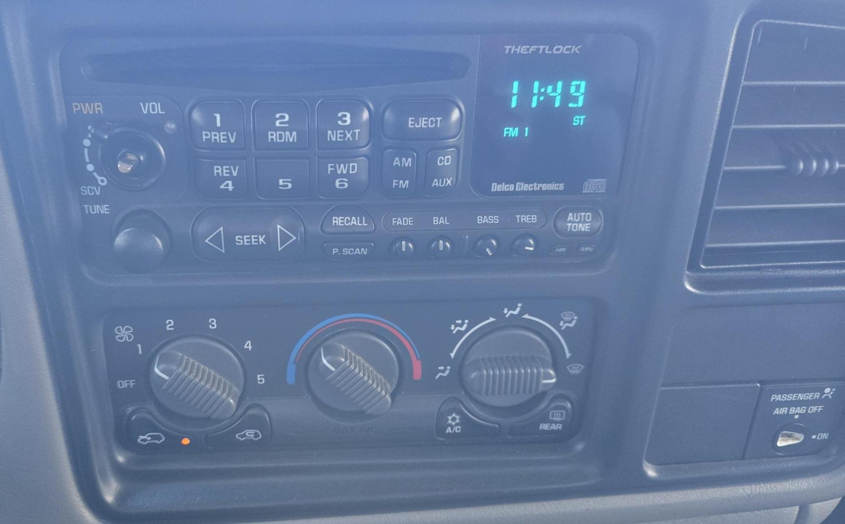 2002 Pewter /Gray GMC Sierra 1500 SLT Ext. Cab 4WD (1GTEK19T52E) with an 5.3L V8 OHV 16V engine, 4-Speed Automatic Overdrive transmission, located at 450 N Russell, Missoula, MT, 59801, (406) 543-6600, 46.874496, -114.017433 - Clean 3 Owner 4WD Chevy. 5.3L V8 Engine. Automatic Transmission. Air. Cruise. Tilt. Power Windows and Locks. Leather Memory Seats. Heated Front Seats. AM FM CD Cassette Player. Truck Runs and drives fantastic. Excellent Tires. Clean Title and Carfax. Because of the age, our lenders do NOT offer - Photo#10