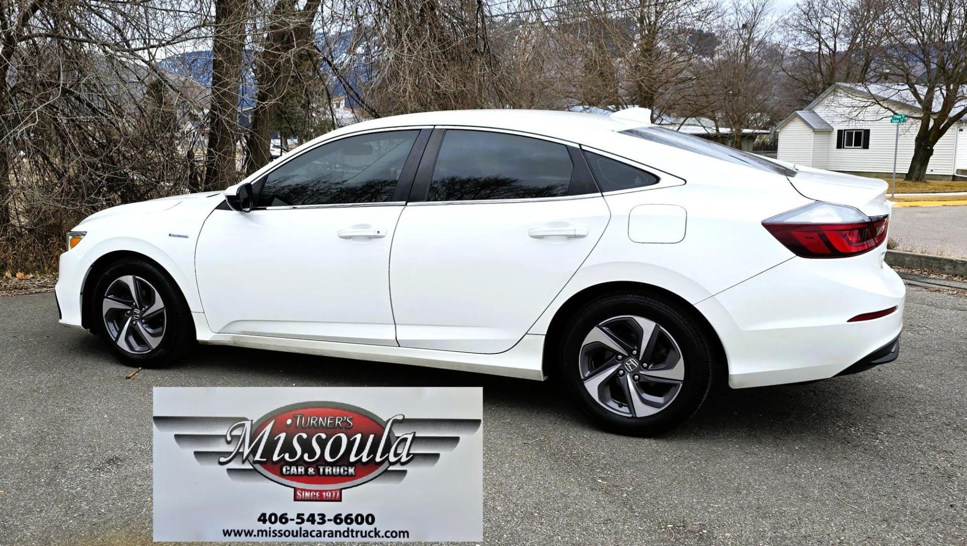 2019 White /Black Honda Insight EX Hybrid (19XZE4F5XKE) with an 1.5L L4 DOHC 16V engine, CVT transmission, located at 450 N Russell, Missoula, MT, 59801, (406) 543-6600, 46.874496, -114.017433 - Sleek Looking Hybrid. yes it's high miles but runs amazing. 1.5L Hybrid Engine. Automatic Transmission. Front Wheel Drive. Air. Cruise. Tilt. Power Windows and Locks. Remote Start. AM FM SAT. Bluetooth Audio and Phone Connection. Touch Screen. Tires are like new. Sell below Book. Because of the - Photo#2