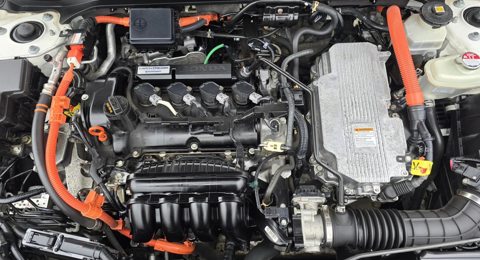 2019 White /Black Honda Insight EX Hybrid (19XZE4F5XKE) with an 1.5L L4 DOHC 16V engine, CVT transmission, located at 450 N Russell, Missoula, MT, 59801, (406) 543-6600, 46.874496, -114.017433 - Sleek Looking Hybrid. yes it's high miles but runs amazing. 1.5L Hybrid Engine. Automatic Transmission. Front Wheel Drive. Air. Cruise. Tilt. Power Windows and Locks. Remote Start. AM FM SAT. Bluetooth Audio and Phone Connection. Touch Screen. Tires are like new. Sell below Book. Because of the - Photo#17