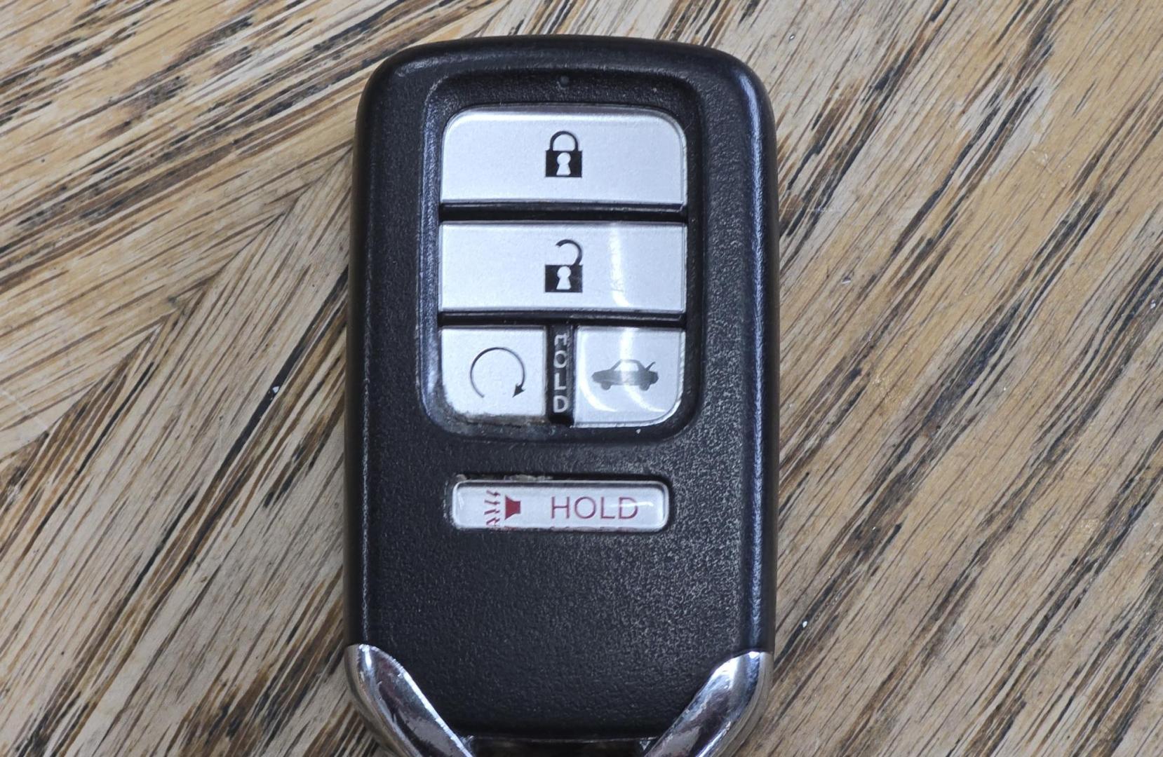 2019 White /Black Honda Insight EX Hybrid (19XZE4F5XKE) with an 1.5L L4 DOHC 16V engine, CVT transmission, located at 450 N Russell, Missoula, MT, 59801, (406) 543-6600, 46.874496, -114.017433 - Sleek Looking Hybrid. yes it's high miles but runs amazing. 1.5L Hybrid Engine. Automatic Transmission. Front Wheel Drive. Air. Cruise. Tilt. Power Windows and Locks. Remote Start. AM FM SAT. Bluetooth Audio and Phone Connection. Touch Screen. Tires are like new. Sell below Book. Because of the - Photo#18