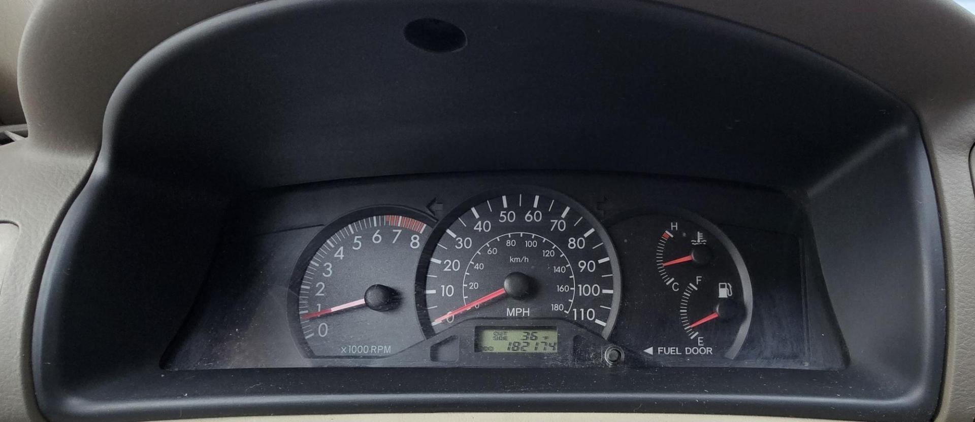 2007 White /Gray Toyota Corolla CE (JTDBR32E170) with an 1.8L L4 DOHC 16V engine, Automatic transmission, located at 450 N Russell, Missoula, MT, 59801, (406) 543-6600, 46.874496, -114.017433 - Looking for Fuel Economy at a reasonable price? Look no further. 2007 Toyota Corolla with a 1.8L I4 Engine. Automatic Transmission. Front Wheel Drive. Power Windows and Locks. Seats are in excellent condition and very comfortable. Air. Cruise. Tilt. New Brakes all around. Does have a Branded Title b - Photo#13