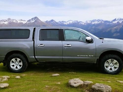 2018 Nissan Titan SV Crew Cab 4WD Only 67K Miles