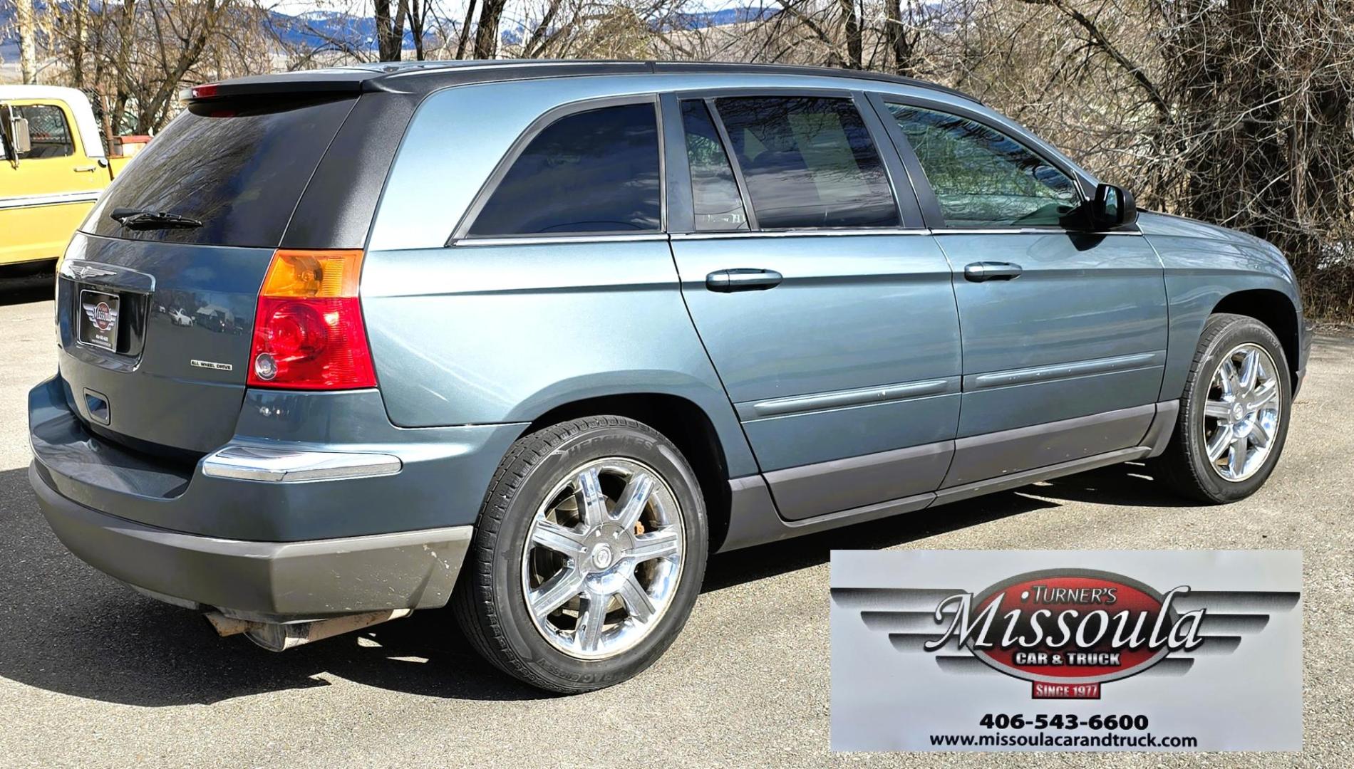 2005 Green /Black Chrysler Pacifica Touring Touring (2C8GF68405R) with an 3.5L V6 engine, Automatic Transmission transmission, located at 450 N Russell, Missoula, MT, 59801, (406) 543-6600, 46.874496, -114.017433 - Nice AWD SUV. 3.5L V6 Engine. Power Heated Leather Front Seats. Heated Middle Seats. 6 CD Changer. Power Sunroof. Air. Cruise. Tilt. Power Windows and Locks. 3rd Row Seating. Clean Title and Carfax. Because of the age, our lender do NOT offer financing. - Photo#5