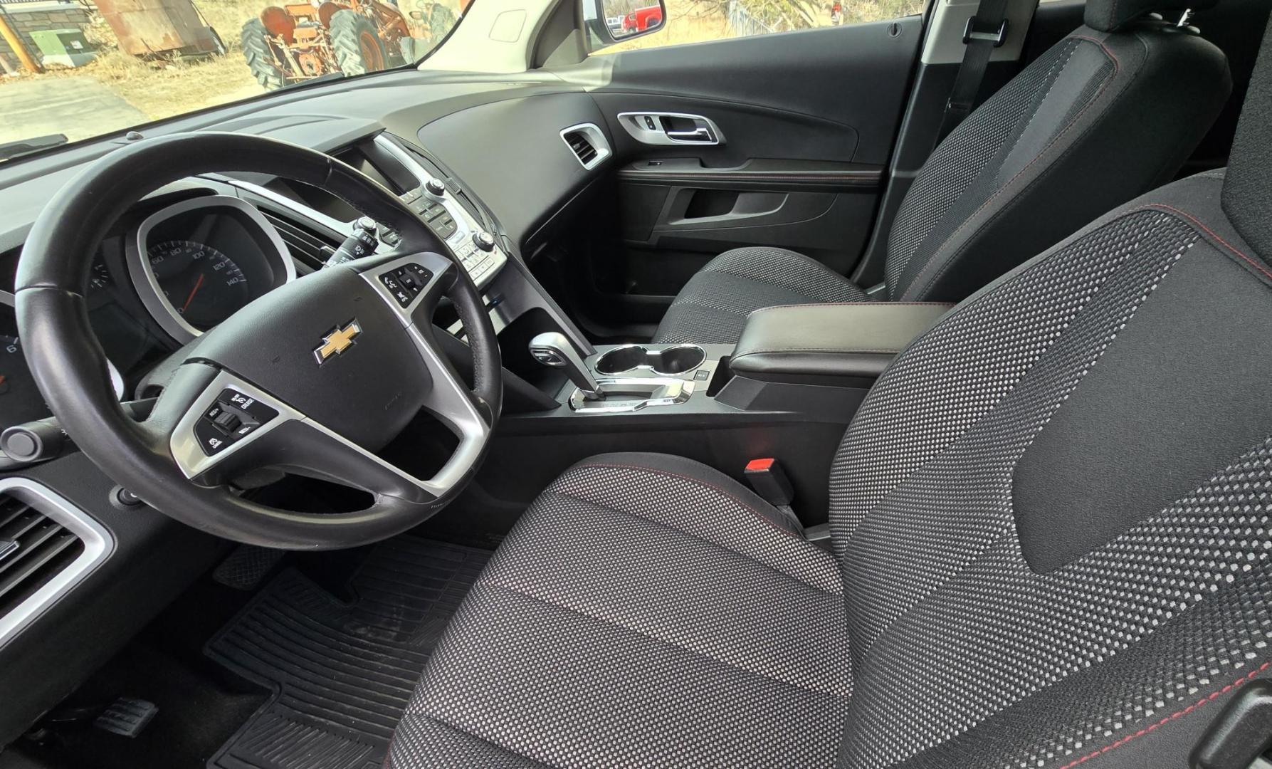 2015 White /Black Chevrolet Equinox LT (2GNFLFEK3F6) with an 2.4L I4 engine, Transmission transmission, located at 450 N Russell, Missoula, MT, 59801, (406) 543-6600, 46.874496, -114.017433 - Photo#11