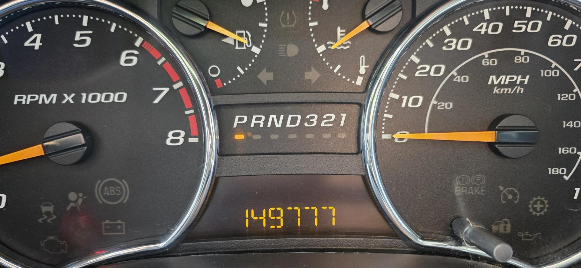 2011 White /Black GMC Canyon SLE Crew Cab 4WD (1GTH6MFE1B8) with an 3.7L L5 DOHC 20V engine, Automatic transmission, located at 450 N Russell, Missoula, MT, 59801, (406) 543-6600, 46.874496, -114.017433 - Very Desirable Sized 4WD Pickup. 3.7L I5 Engine. Automatic Transmission. Air. Cruise. Tilt. Power Windows and Locks. Tonnreau Cover. Excellent Tread Tires. Clean Title and Carfax. We Finance through local Credit Unions. We do NOT offer In House (Buy Here Pay Here) Financing. - Photo#13