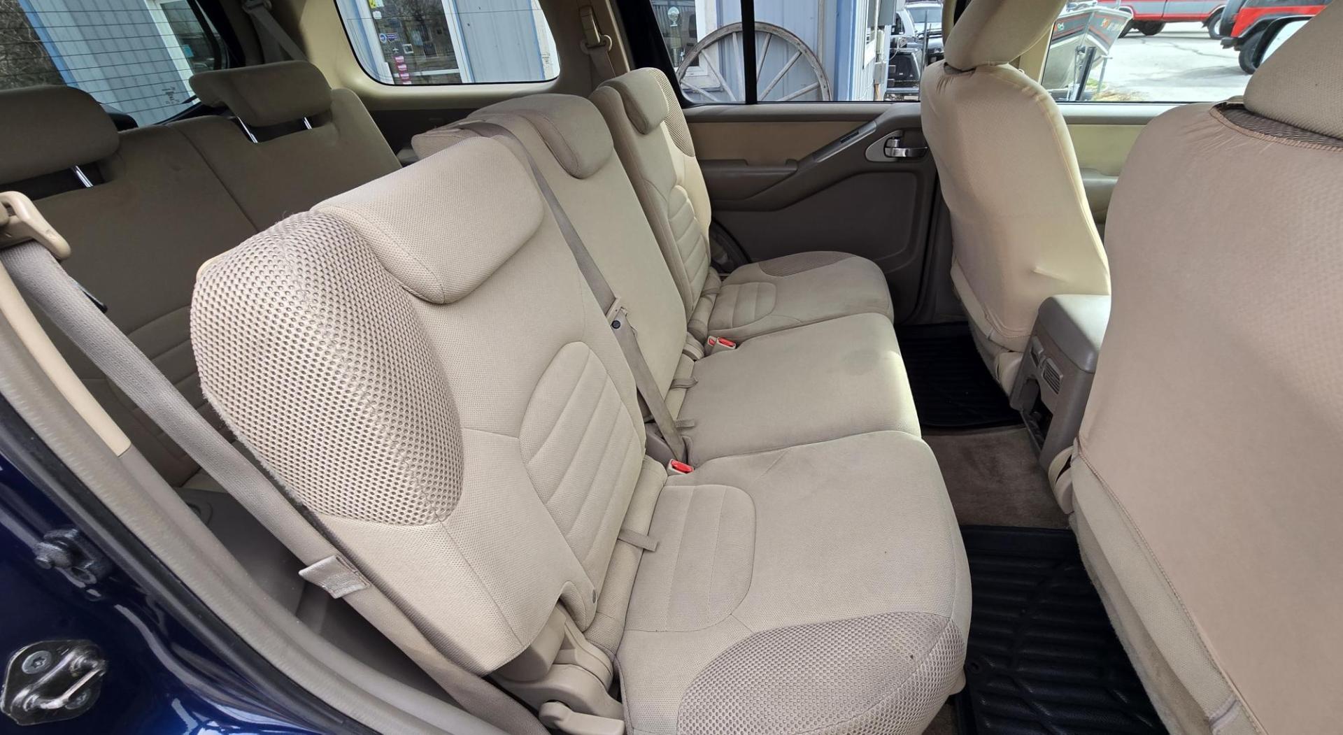 2011 Blue /Tan Nissan Pathfinder LE 4WD (5N1AR1NBXBC) with an 4.0L V6 DOHC 24V engine, 5-Speed Automatic transmission, located at 450 N Russell, Missoula, MT, 59801, (406) 543-6600, 46.874496, -114.017433 - Desirable 4WD SUV with 3rd Row Seats. 4.0L V6 Engine. 5 Speed Automatic Transmission. Air Conditioning. Power Windows and Locks. Good miles for the year. Runs and Drives Amazing. We Finance through local Credit Unions. We do NOT offer In House (Buy Here Pay Here) Financing. - Photo#12