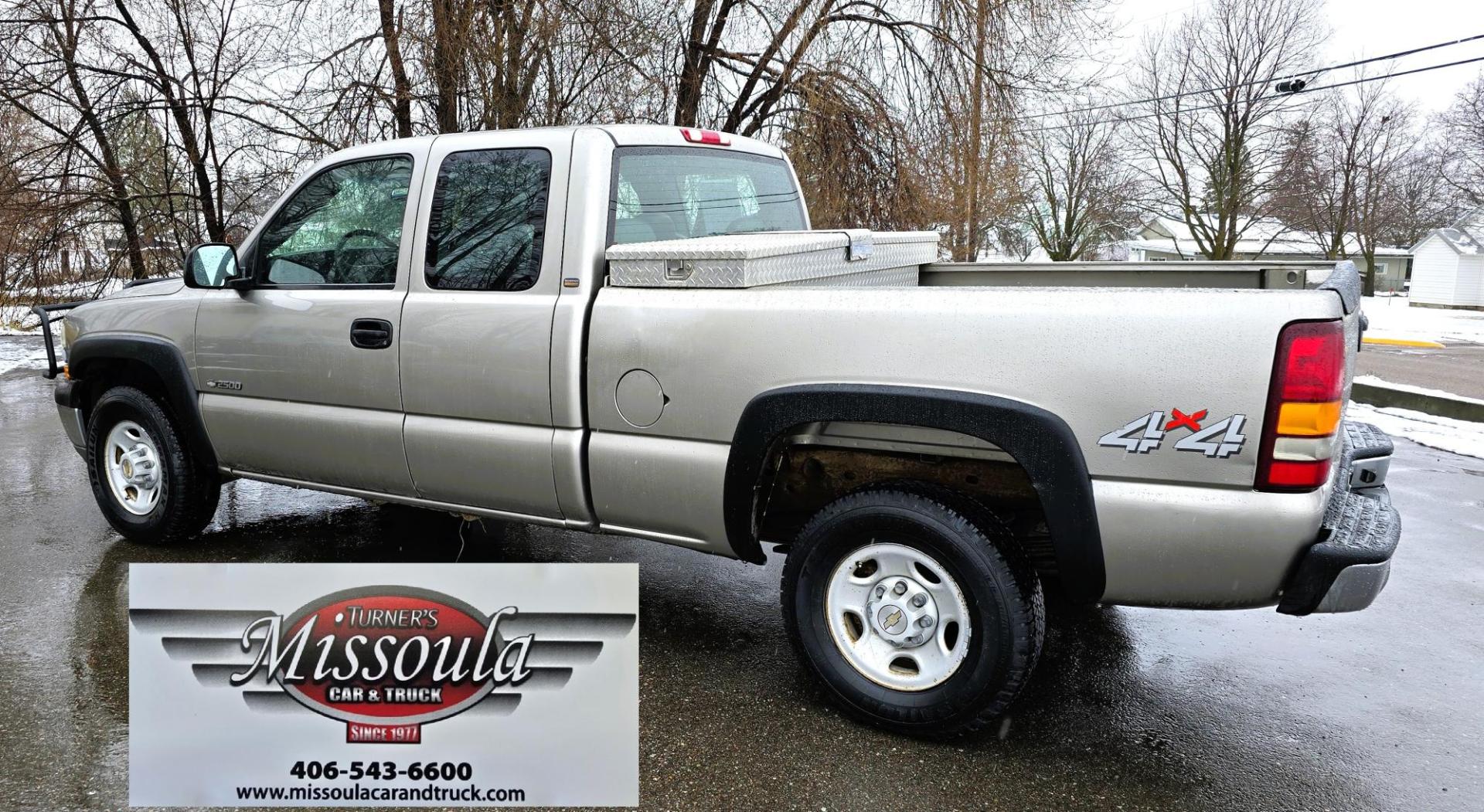 2002 Pewter /Gray Chevrolet Silverado 2500 Ext. Cab 4WD (1GCGK29UX2Z) with an 6.0L V8 OHV 16V engine, 4-Speed Automatic Overdrive transmission, located at 450 N Russell, Missoula, MT, 59801, (406) 543-6600, 46.874496, -114.017433 - Former State of Montana 3/4 Ton 4WD. So it has had excellent maintenance. Strong 6.0L V8 Engine. This Engine did NOT have the problematic cylinder deactivation system. Automatic Transmission. Air Conditioning. Old School Crank Windows for those who like things simple. AM FM Radio. Nice Grill Guar - Photo#3