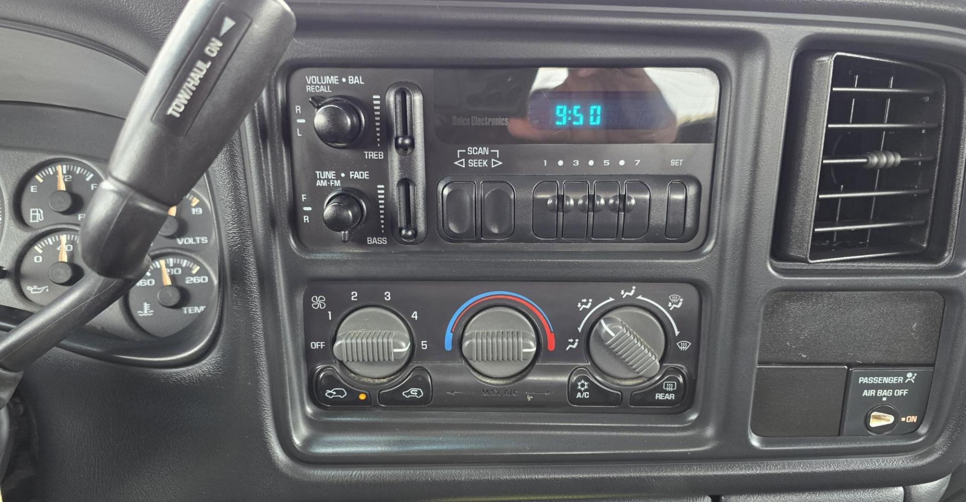 2002 Pewter /Gray Chevrolet Silverado 2500 Ext. Cab 4WD (1GCGK29UX2Z) with an 6.0L V8 OHV 16V engine, 4-Speed Automatic Overdrive transmission, located at 450 N Russell, Missoula, MT, 59801, (406) 543-6600, 46.874496, -114.017433 - Former State of Montana 3/4 Ton 4WD. So it has had excellent maintenance. Strong 6.0L V8 Engine. This Engine did NOT have the problematic cylinder deactivation system. Automatic Transmission. Air Conditioning. Old School Crank Windows for those who like things simple. AM FM Radio. Nice Grill Guar - Photo#12