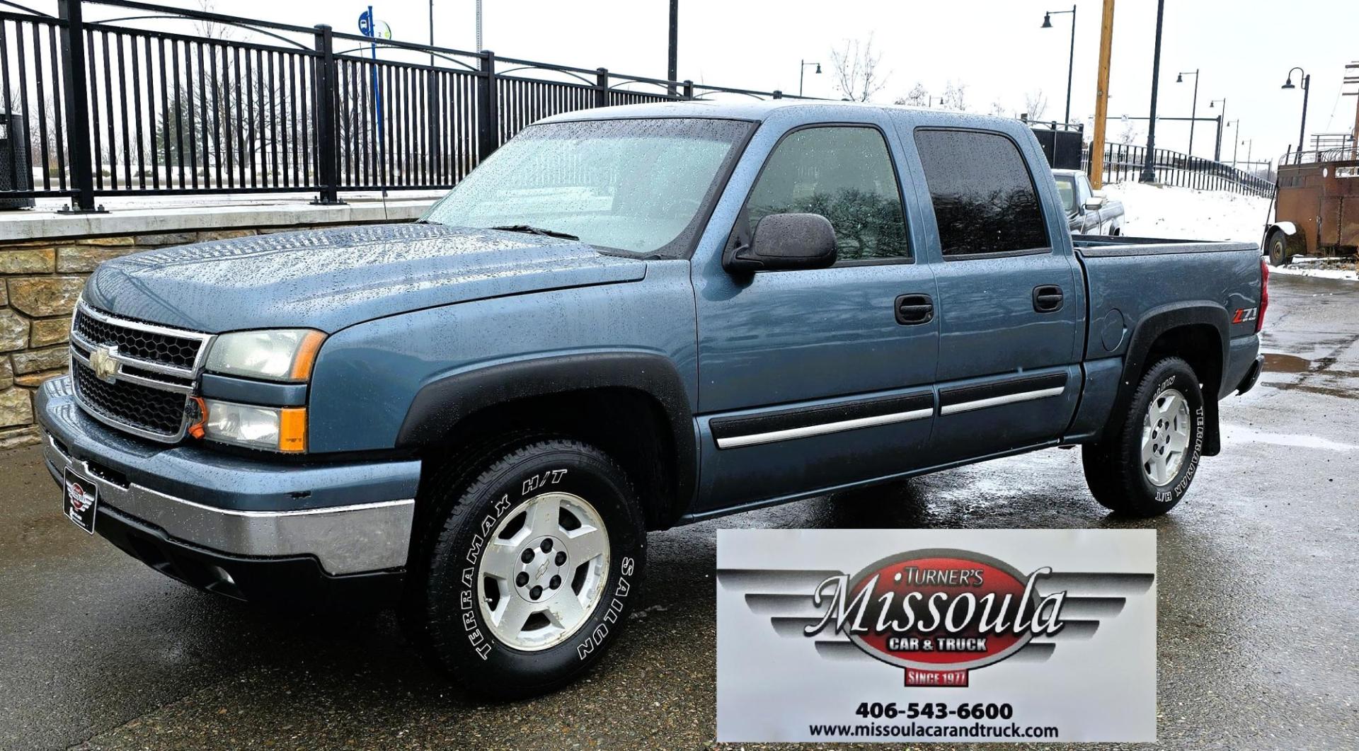 2006 Blue /Gray Chevrolet Silverado 1500 LS2 Crew Cab 4WD (2GCEK13T961) with an 5.3L V8 OHV 16V engine, 4-Speed Automatic Overdrive transmission, located at 450 N Russell, Missoula, MT, 59801, (406) 543-6600, 46.874496, -114.017433 - Very Nice 4WD Chevy with the Z71 Off-Road Package. 5.3L V8 Engine that has a 120K miles on it. Automatic Transmission. Power drivers Seat. Can Switch between 2WD, Auto 4WD and 4WD with a push of the button. Air Conditioning. Cruise Control. Power Windows and Locks. AM FM CD Player. Interior is very - Photo#5